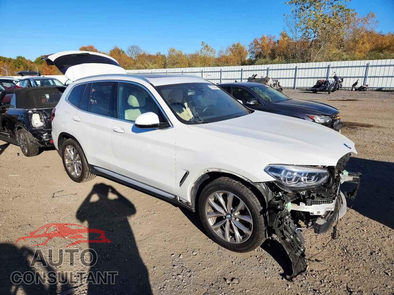 BMW X3 2018 - 5UXTR9C52JLD74416