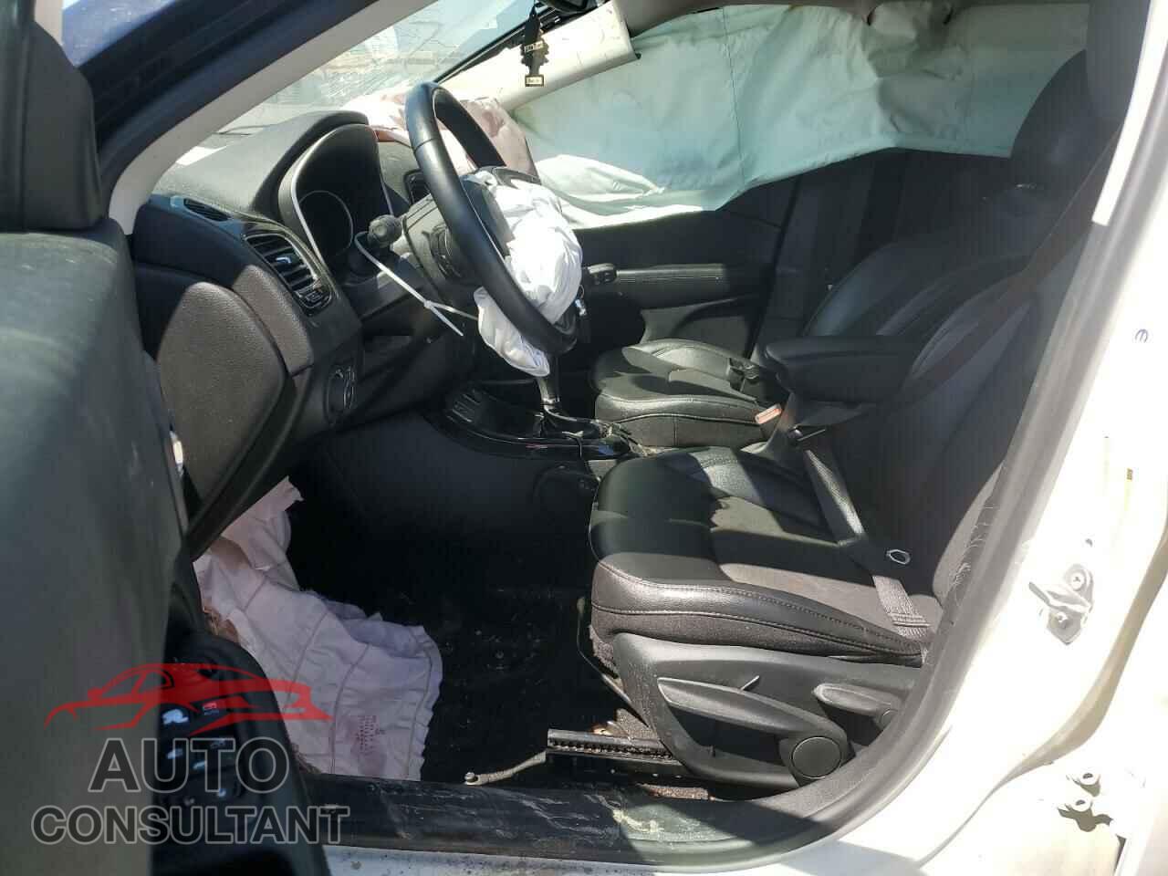 JEEP COMPASS 2019 - 3C4NJCBB6KT623986