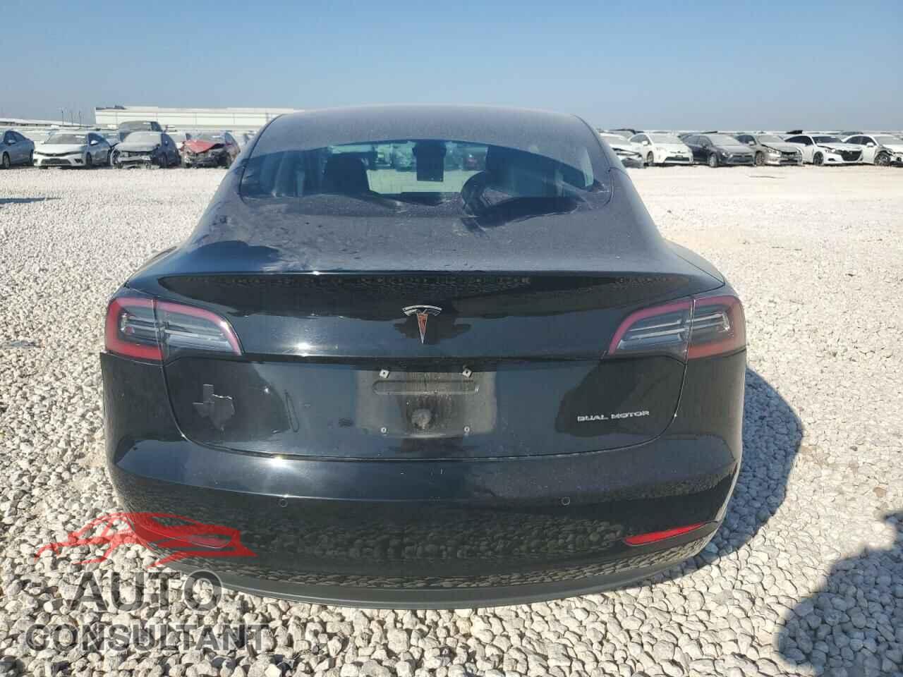 TESLA MODEL 3 2018 - 5YJ3E1EB7JF145151