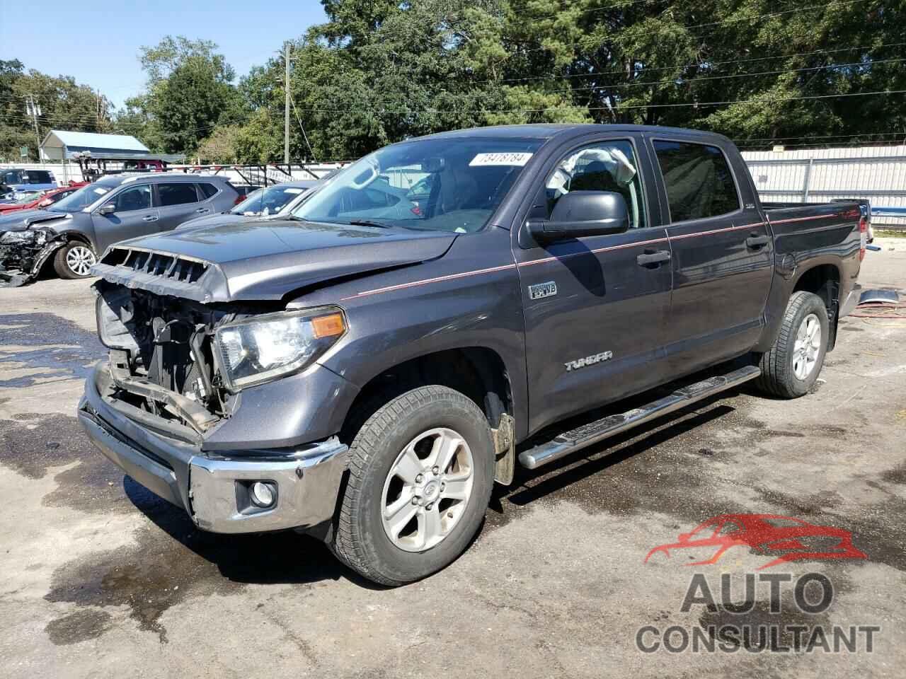 TOYOTA TUNDRA 2018 - 5TFDW5F16JX747642