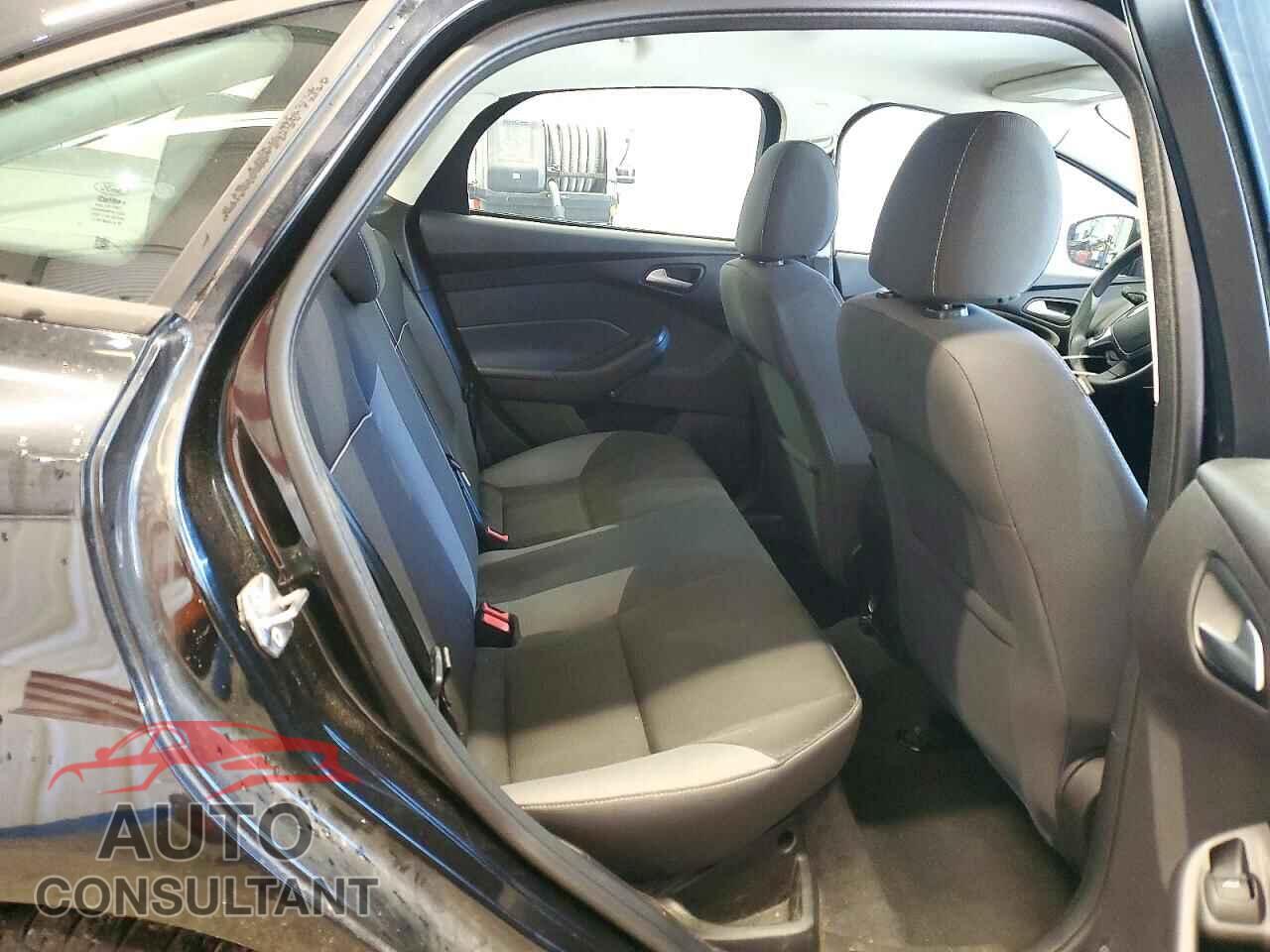 FORD FOCUS 2014 - 1FADP3F23EL377358