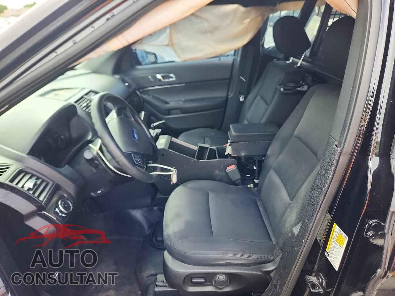 FORD EXPLORER 2017 - 1FM5K8AR1HGA94562