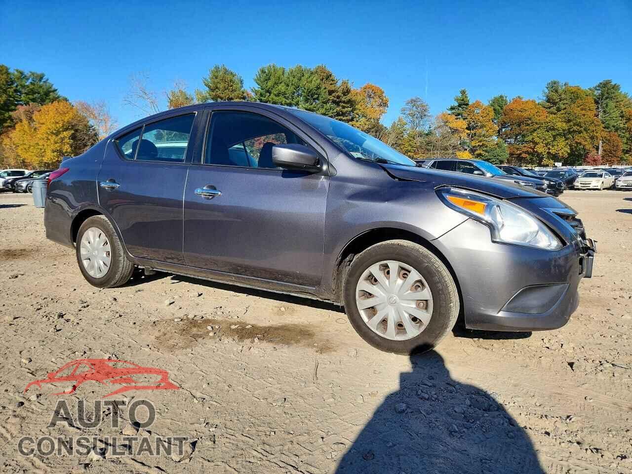 NISSAN VERSA 2018 - 3N1CN7AP1JL810442