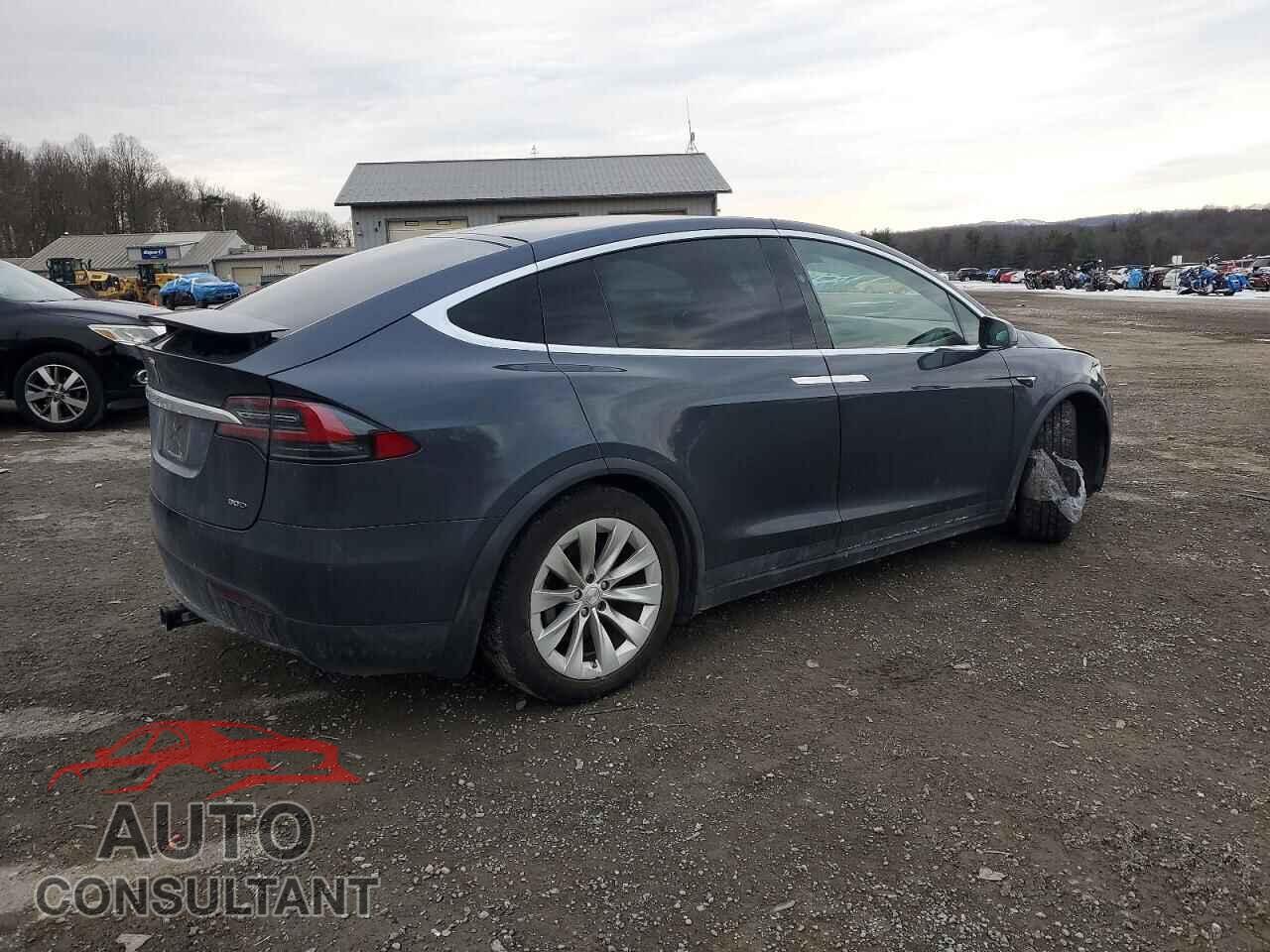 TESLA MODEL X 2016 - 5YJXCBE20GF024239