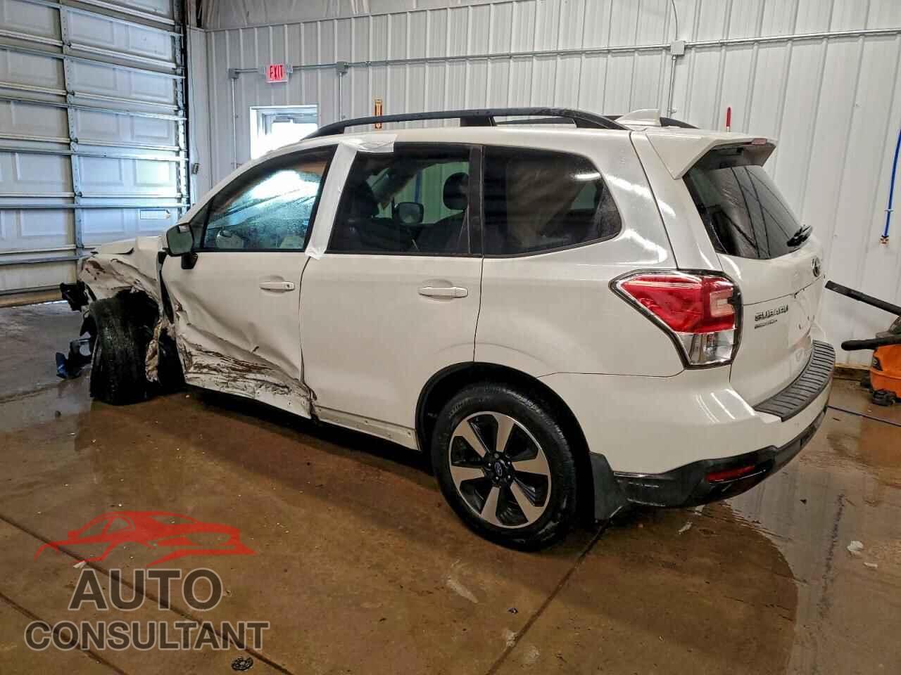 SUBARU FORESTER 2017 - JF2SJAEC8HH567926