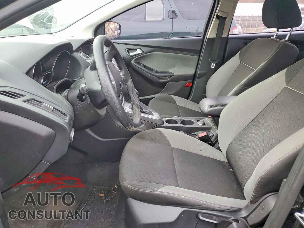 FORD FOCUS 2014 - 1FADP3F23EL456819