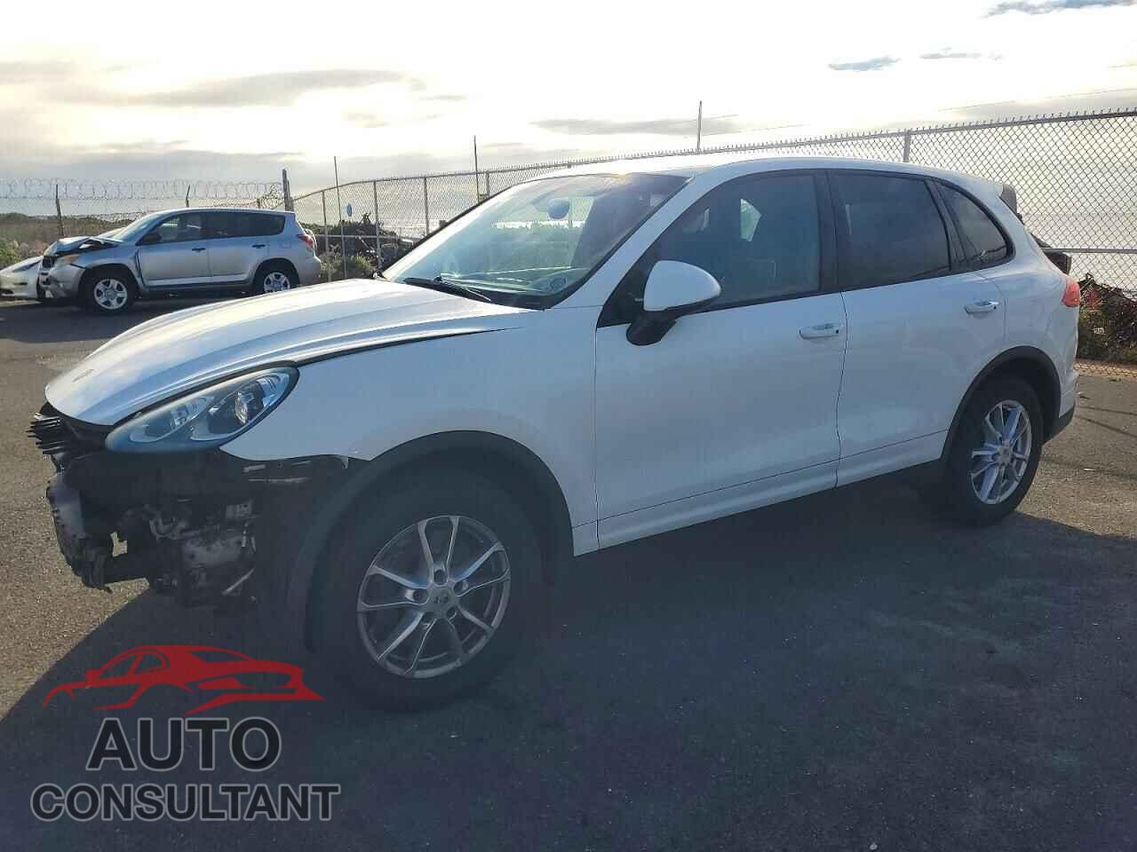 PORSCHE CAYENNE 2016 - WP1AA2A21GLA11612