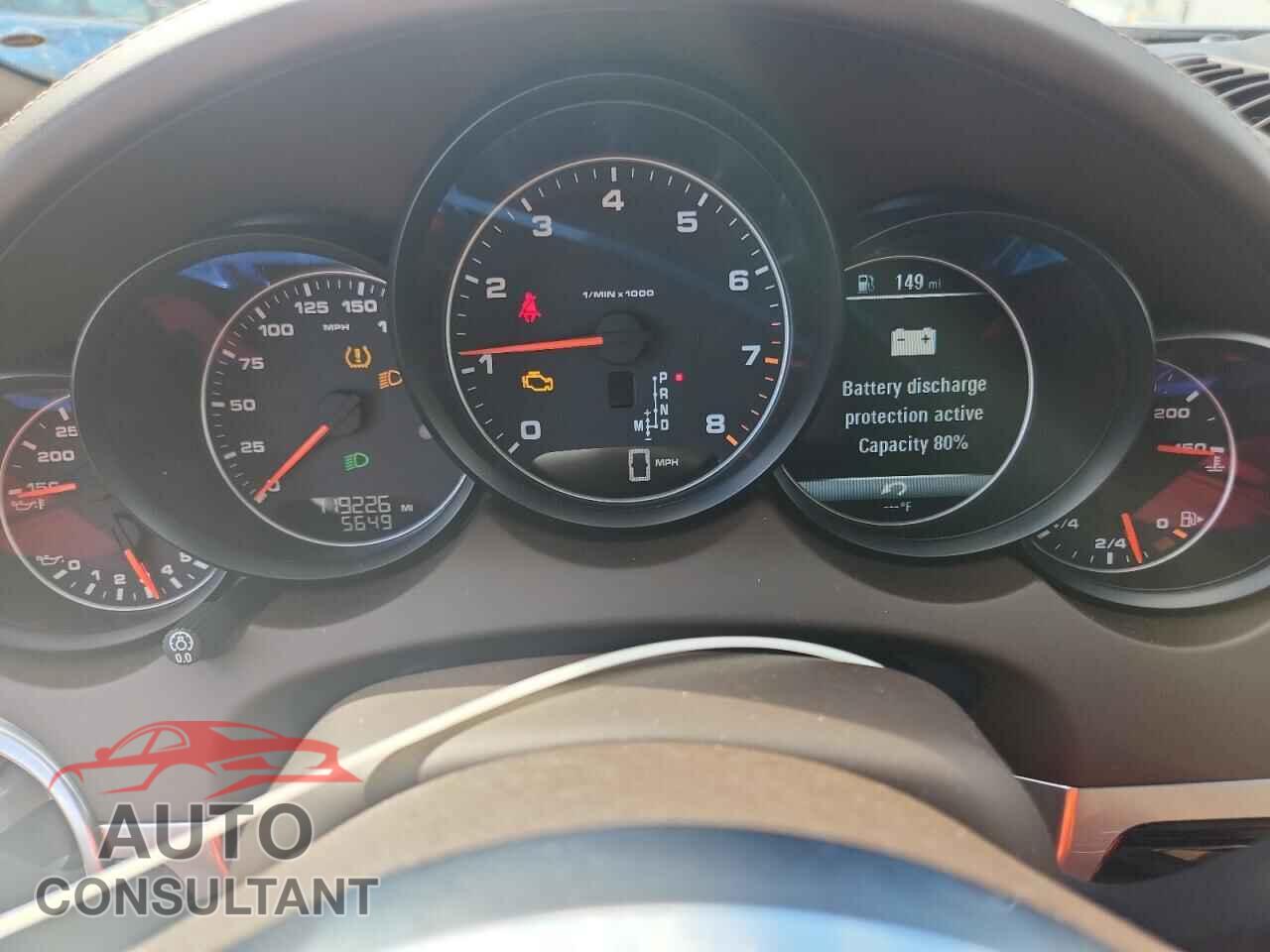 PORSCHE CAYENNE 2017 - WP1AA2A23HKA83838