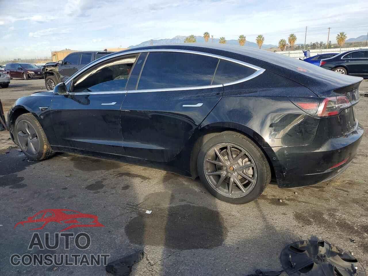 TESLA MODEL 3 2019 - 5YJ3E1EA7KF399063