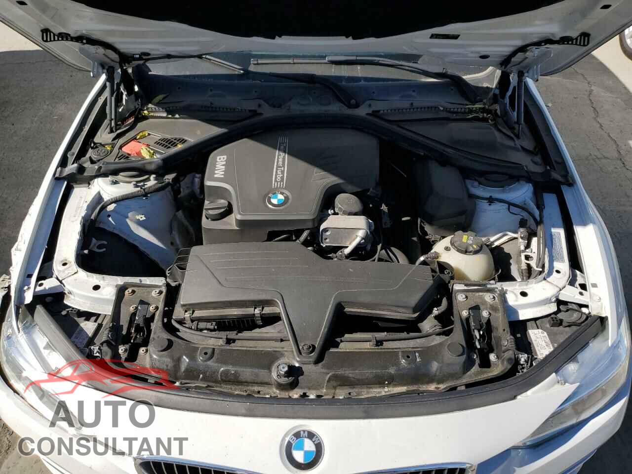 BMW 3 SERIES 2016 - WBA8E3C59GK501719