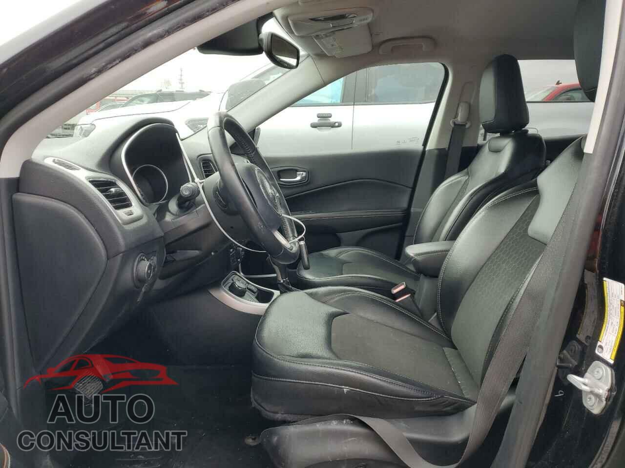 JEEP COMPASS 2018 - 3C4NJDBB6JT201141