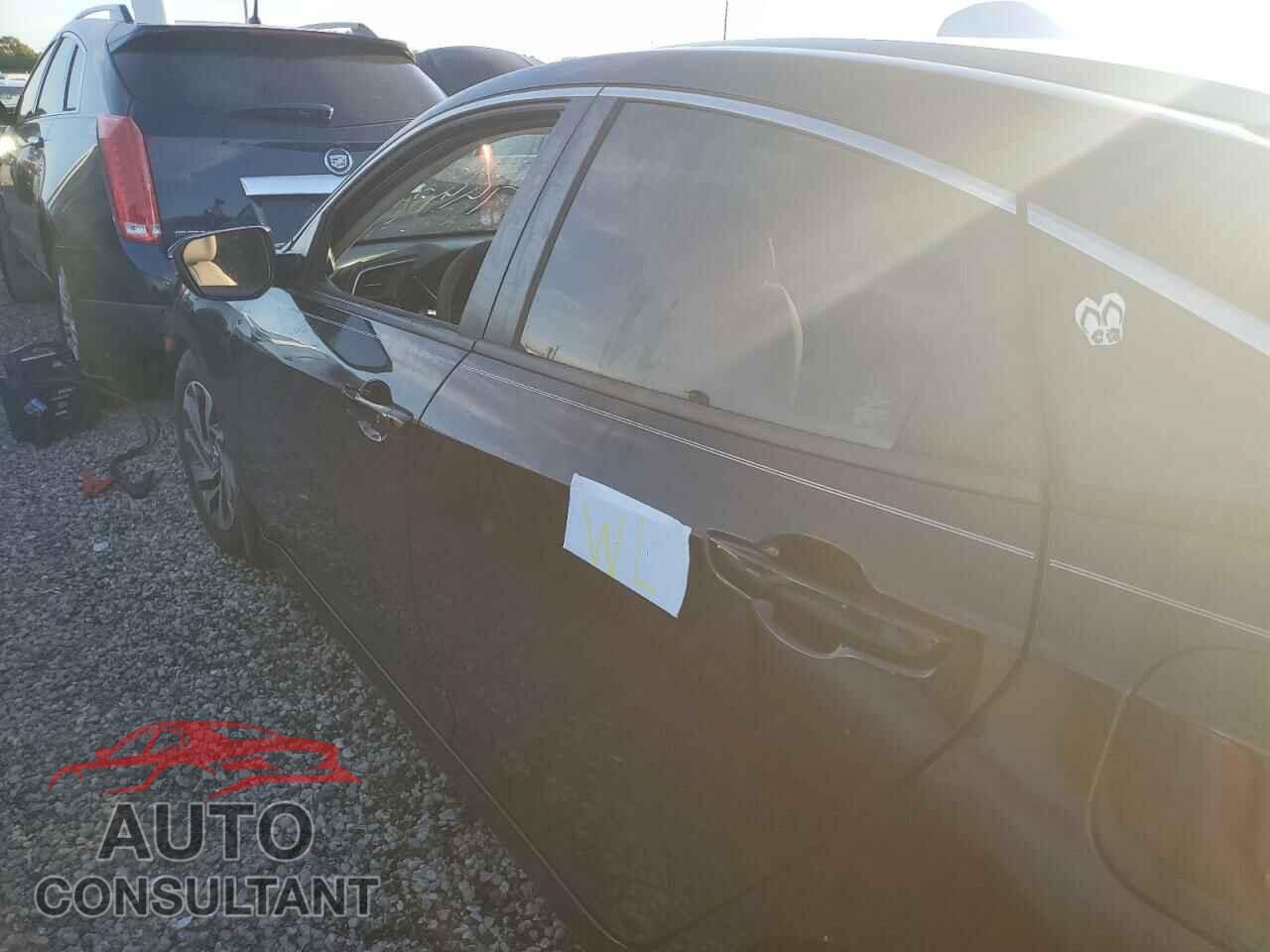 HONDA CIVIC 2018 - 19XFC2F76JE026306