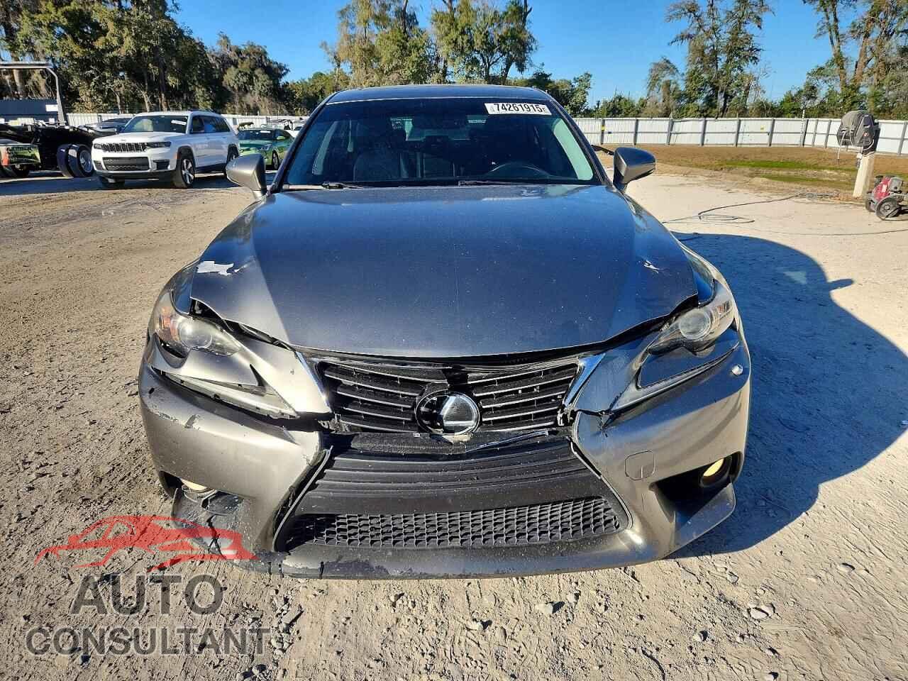 LEXUS IS 2014 - JTHCF1D23E5009331