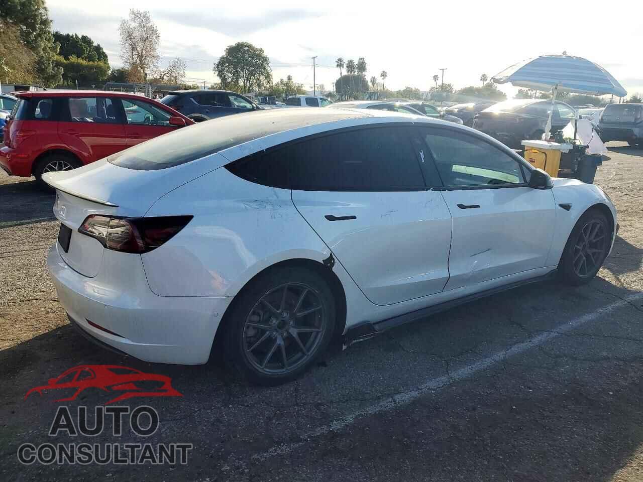 TESLA MODEL 3 2021 - 5YJ3E1EA4MF930724