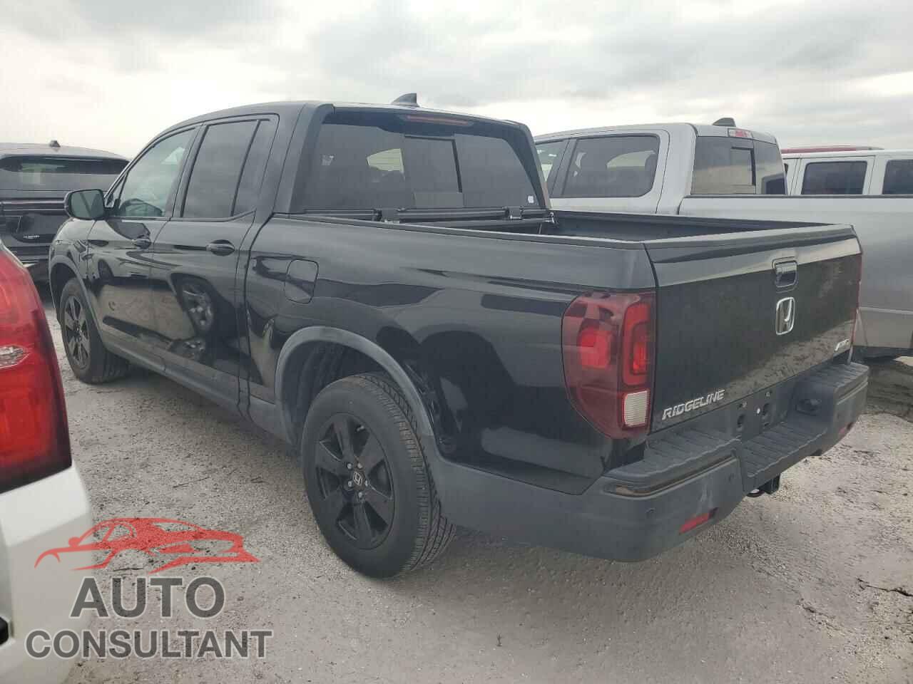 HONDA RIDGELINE 2017 - 5FPYK3F81HB034948