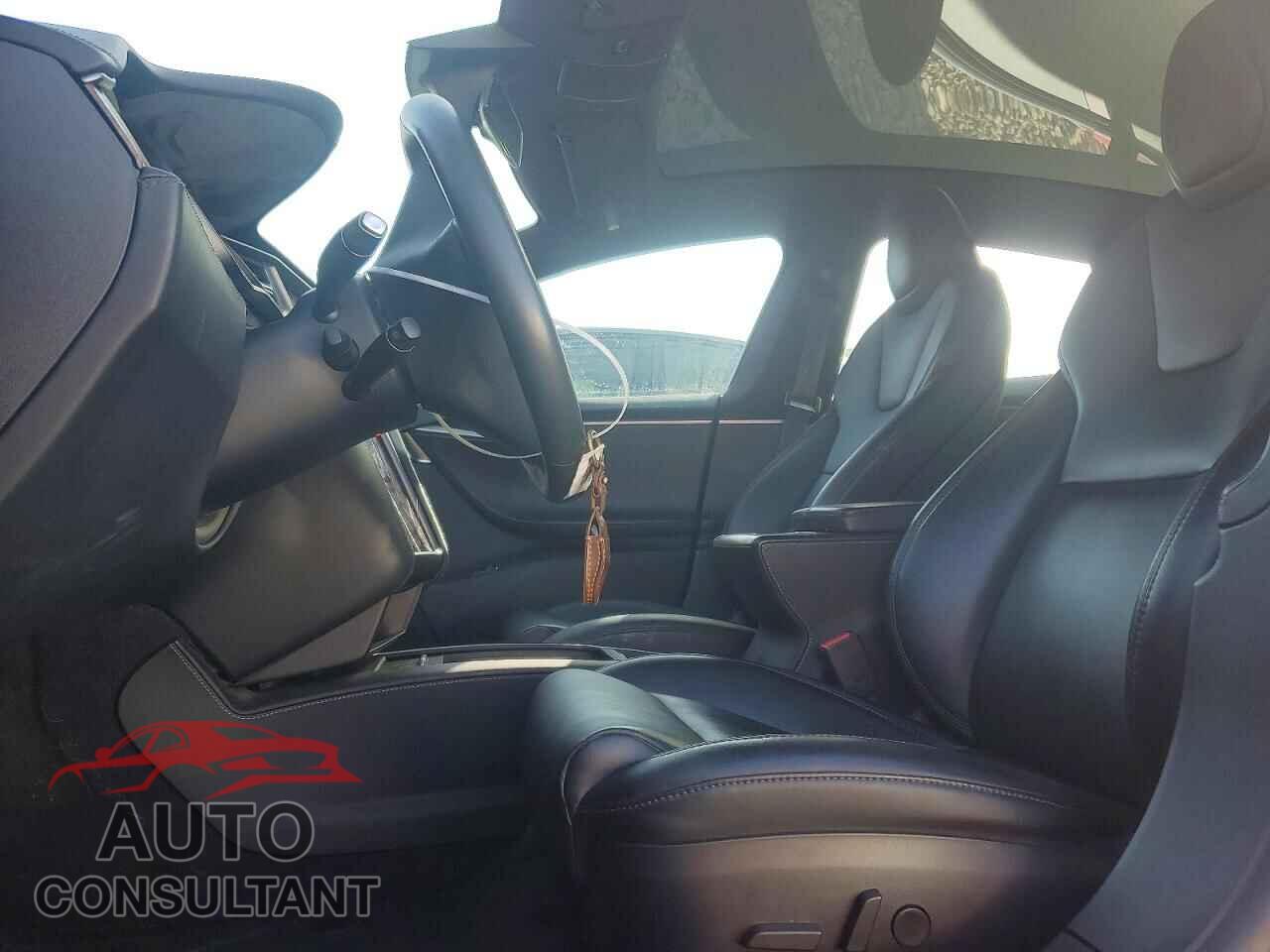 TESLA MODEL S 2020 - 5YJSA1E28LF415689
