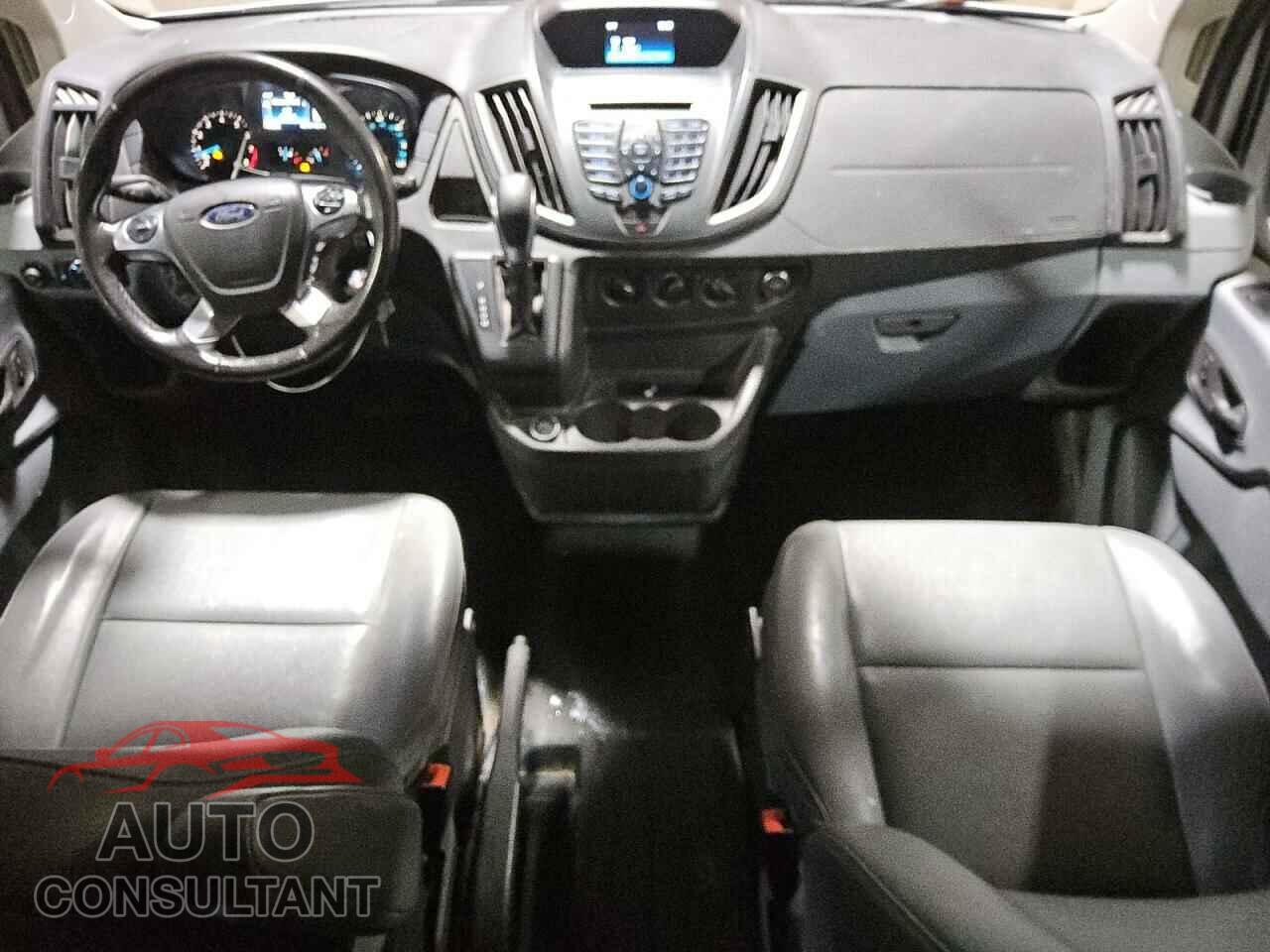 FORD TRANSIT 2019 - 1FTYR1ZM4KKB11968