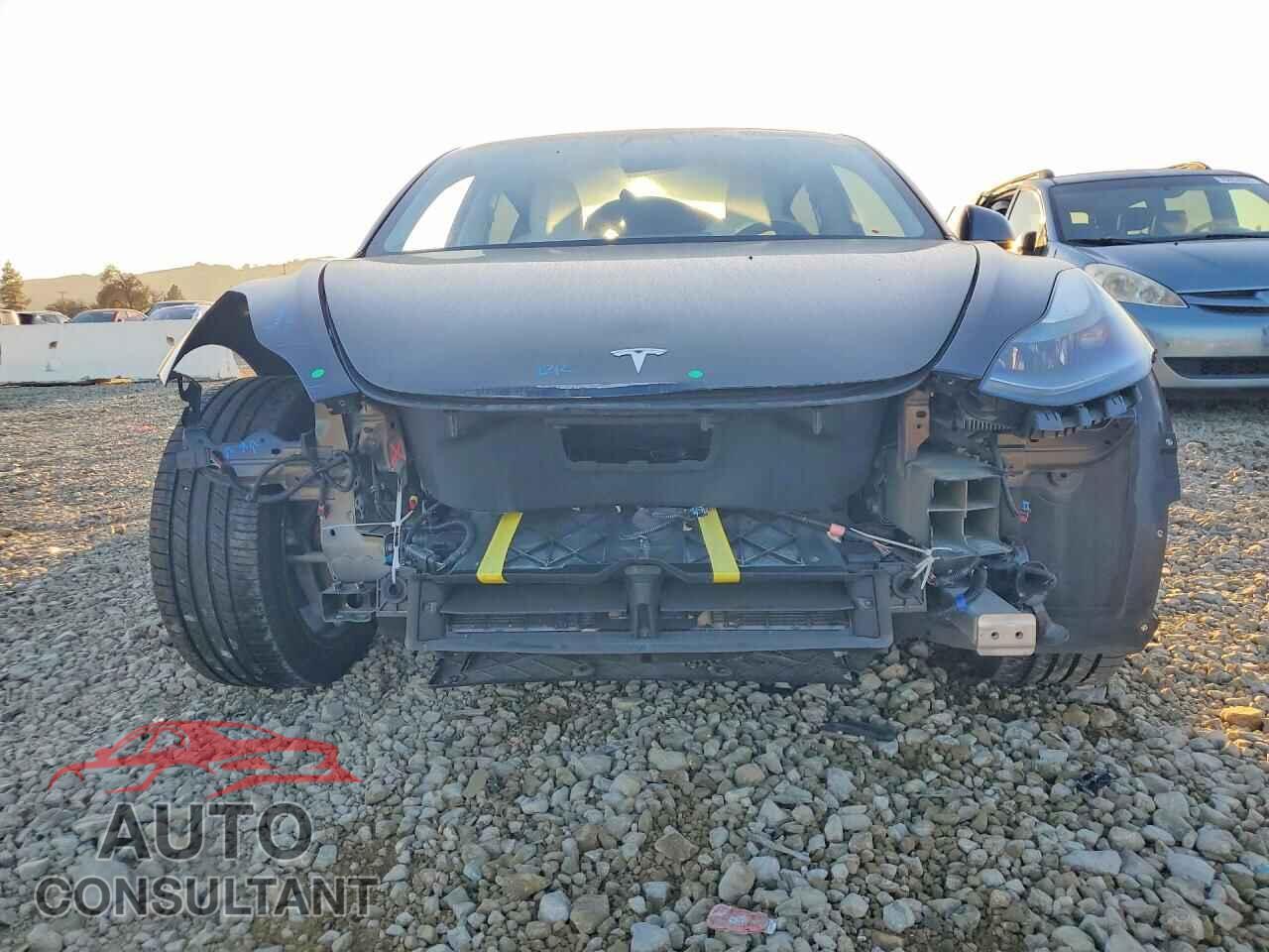TESLA MODEL 3 2021 - 5YJ3E1EB0MF047924