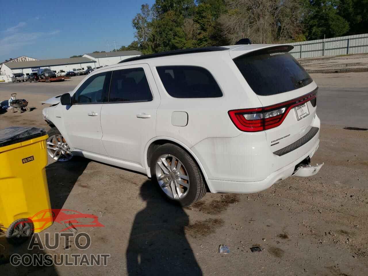 DODGE DURANGO 2023 - 1C4SDHCT8PC557538