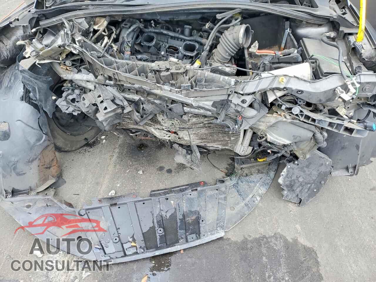 FORD FOCUS 2015 - 1FADP3E28FL362597