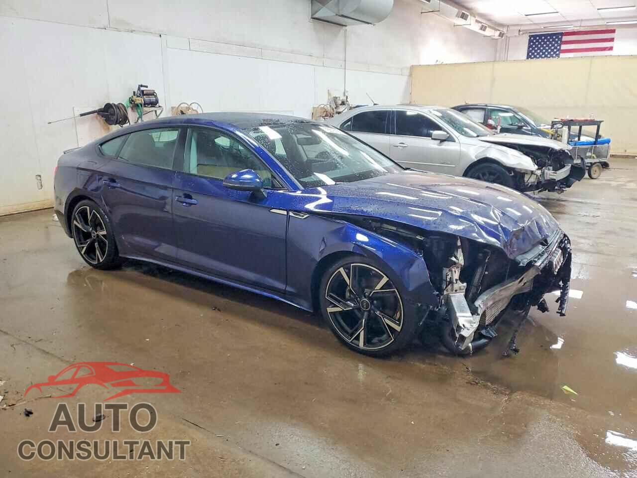 AUDI A5 2022 - WAUCBCF53NA011617