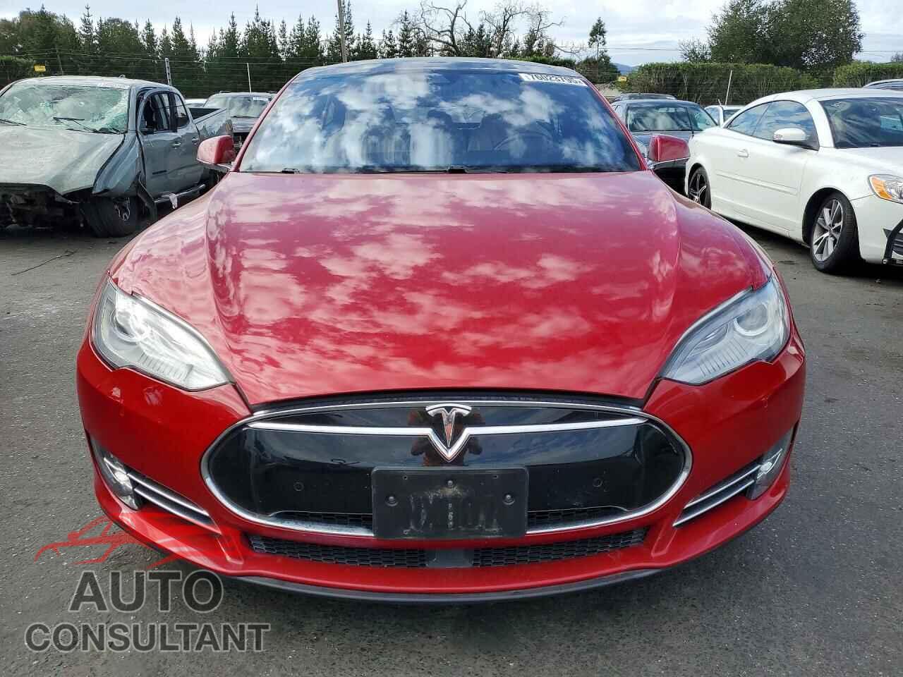 TESLA MODEL S 2015 - 5YJSA1E23FF101808