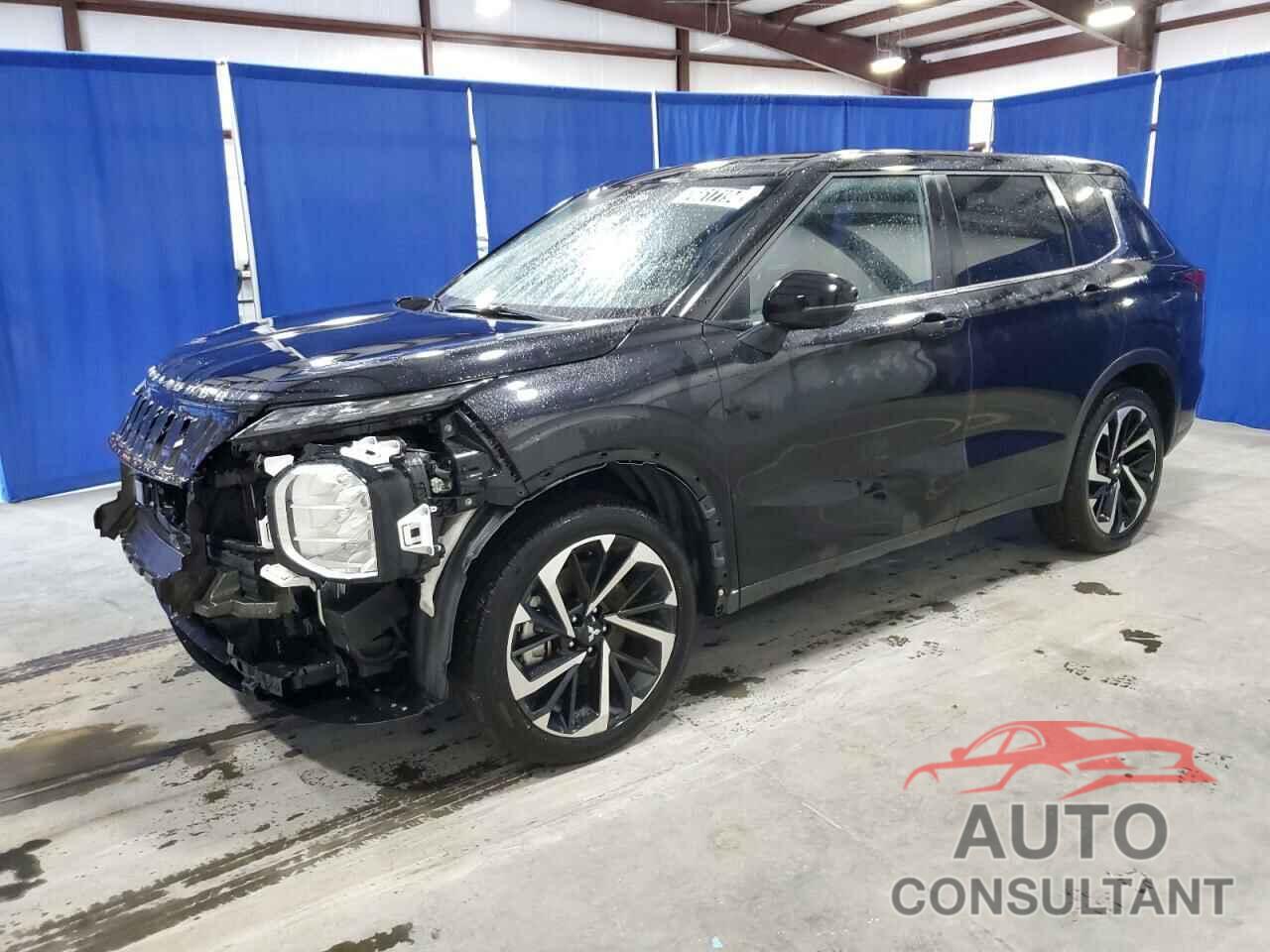 MITSUBISHI OUTLANDER 2023 - JA4J3UA88PZ051656