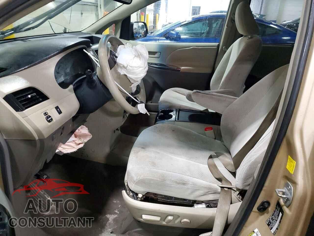 TOYOTA SIENNA 2011 - 5TDKK3DC8BS036933