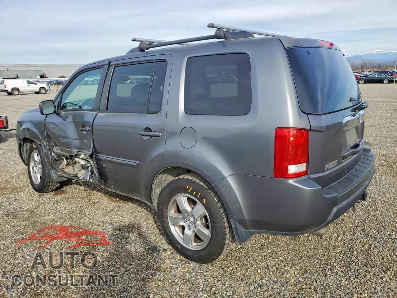 HONDA PILOT 2011 - 5FNYF4H44BB031921