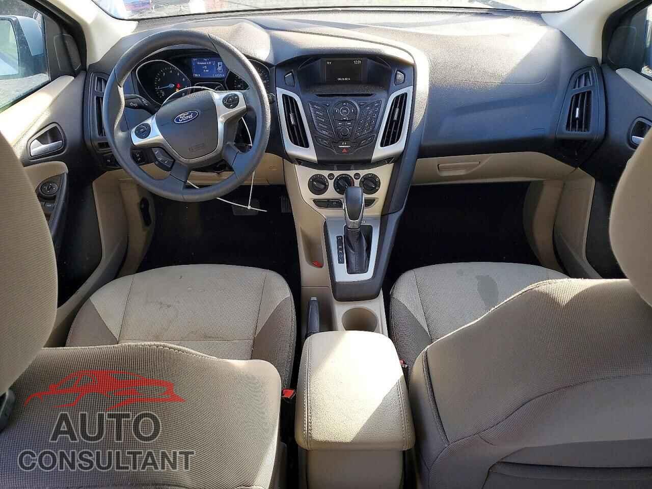 FORD FOCUS 2014 - 1FADP3K26EL426185