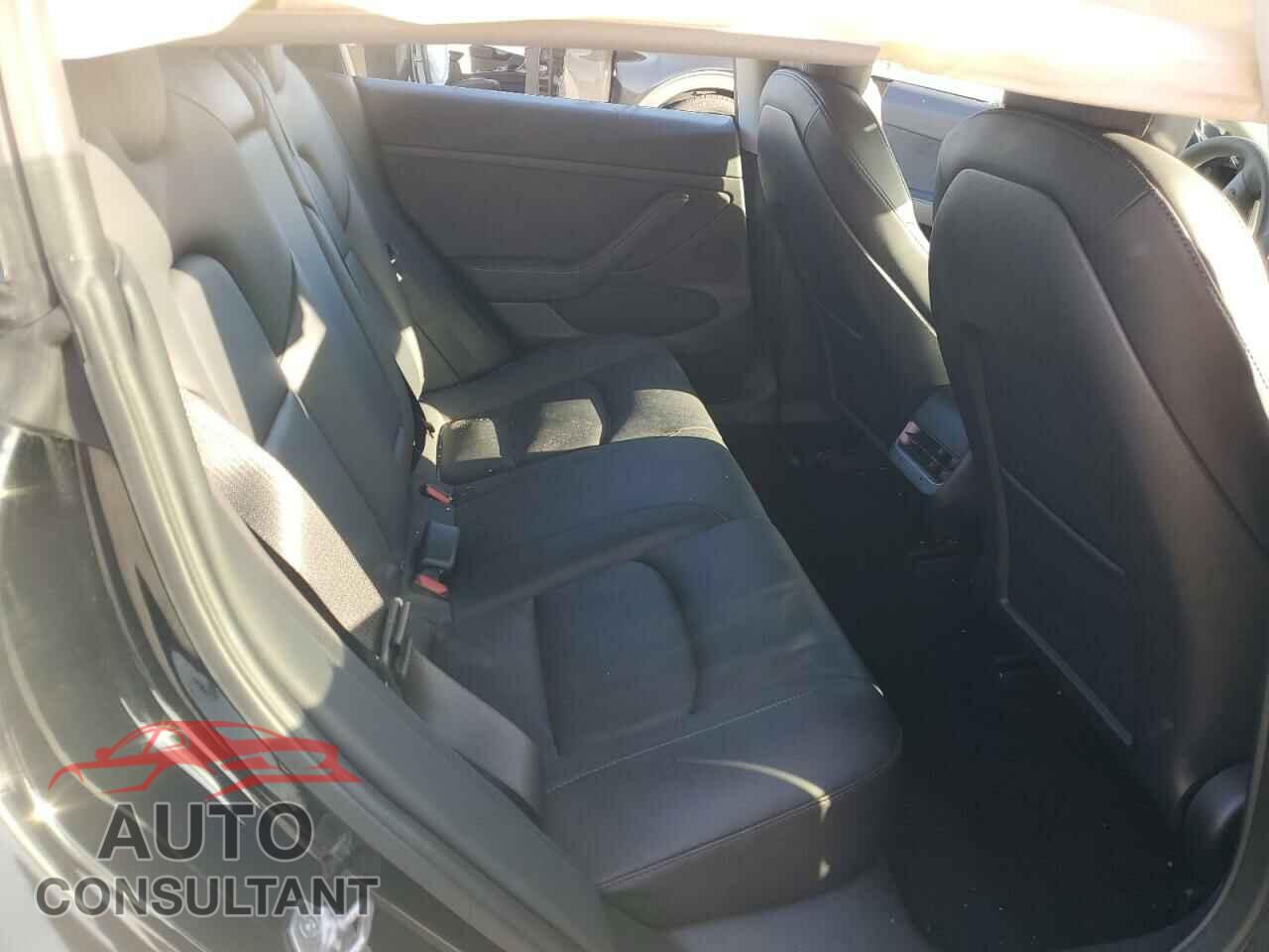 TESLA MODEL 3 2022 - 5YJ3E1EA9NF163020