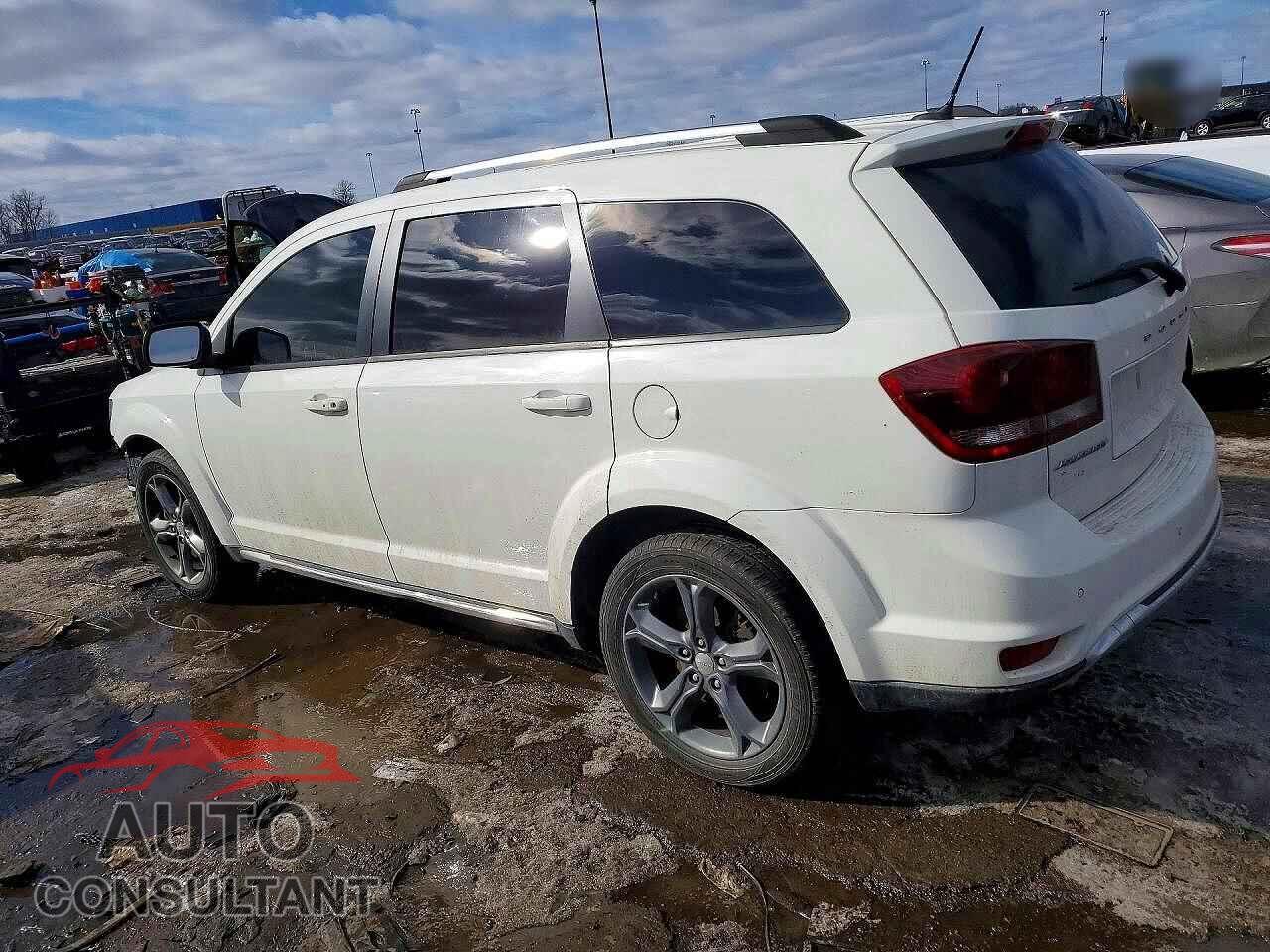DODGE JOURNEY 2015 - 3C4PDCGG0FT569482