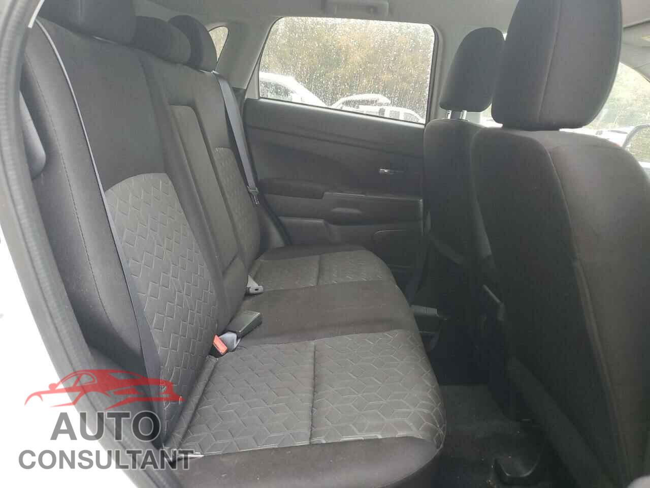 MITSUBISHI OUTLANDER 2020 - JA4AP3AU9LU011184