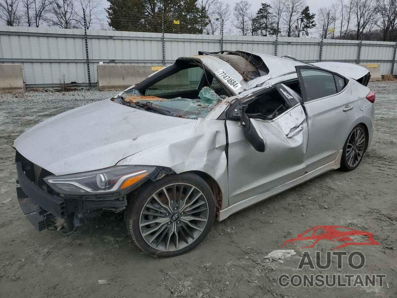 HYUNDAI ELANTRA 2018 - KMHD04LBXJU505989