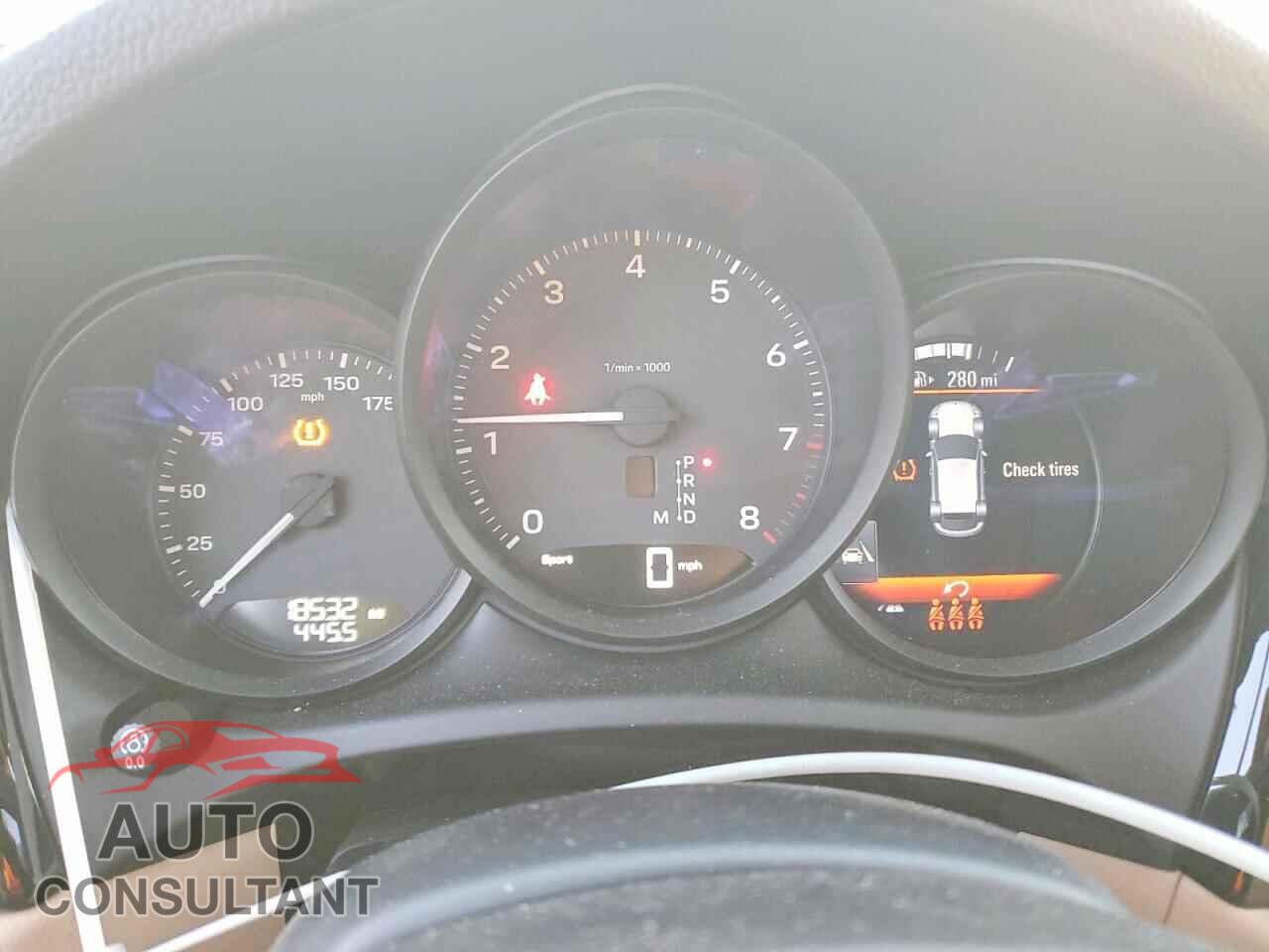 PORSCHE MACAN BASE 2024 - WP1AA2A54RLB10048