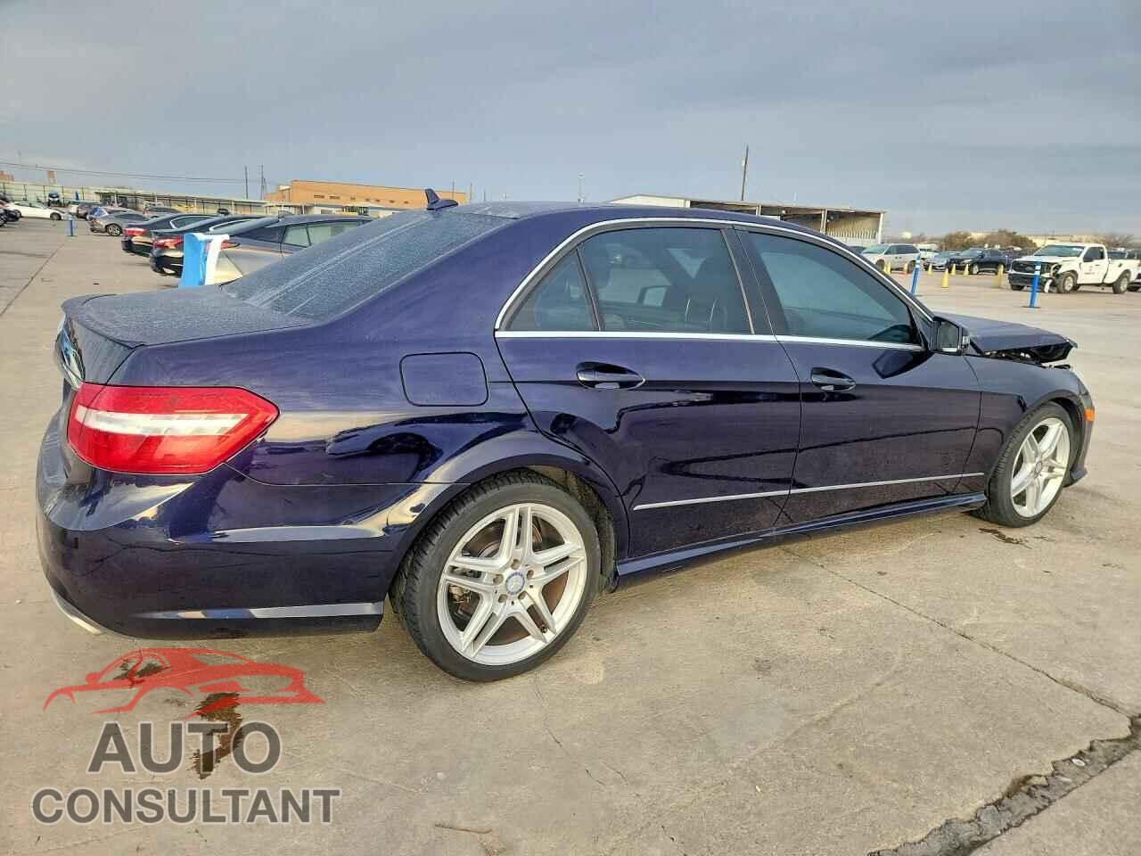 MERCEDES-BENZ E-CLASS 2011 - WDDHF5GB7BA493913