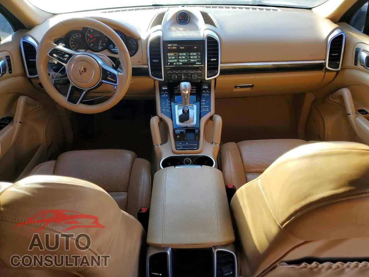 PORSCHE CAYENNE 2016 - WP1AA2A21GKA36869