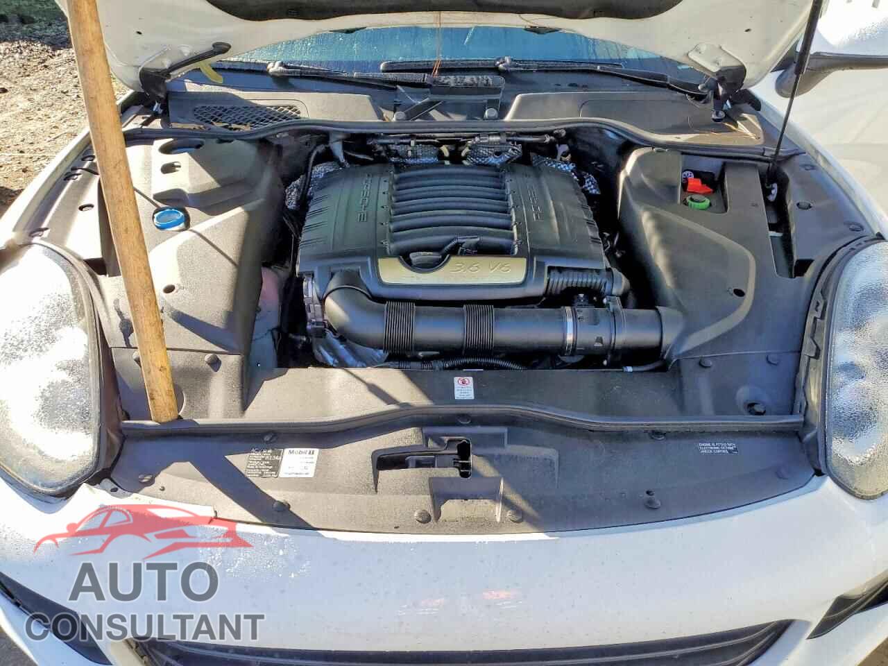 PORSCHE CAYENNE 2016 - WP1AA2A26GLA11010