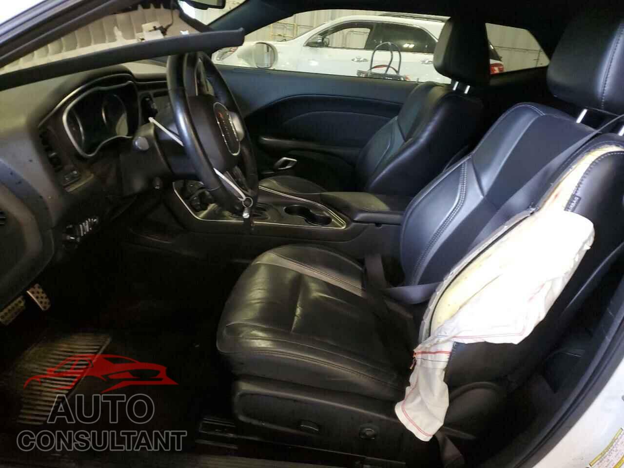 DODGE CHALLENGER 2018 - 2C3CDZGG8JH257532