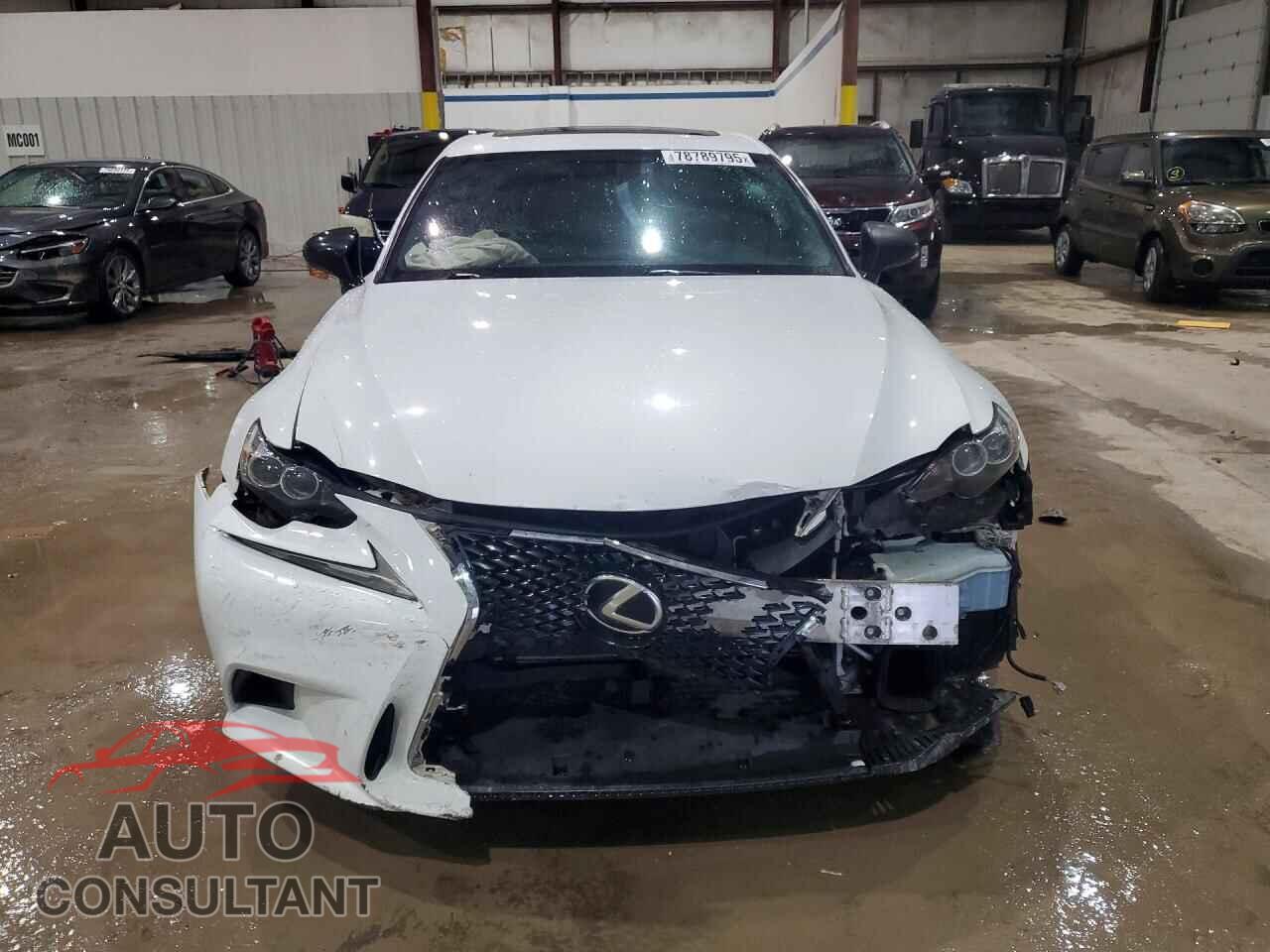LEXUS IS 2015 - JTHBF1D29F5058644