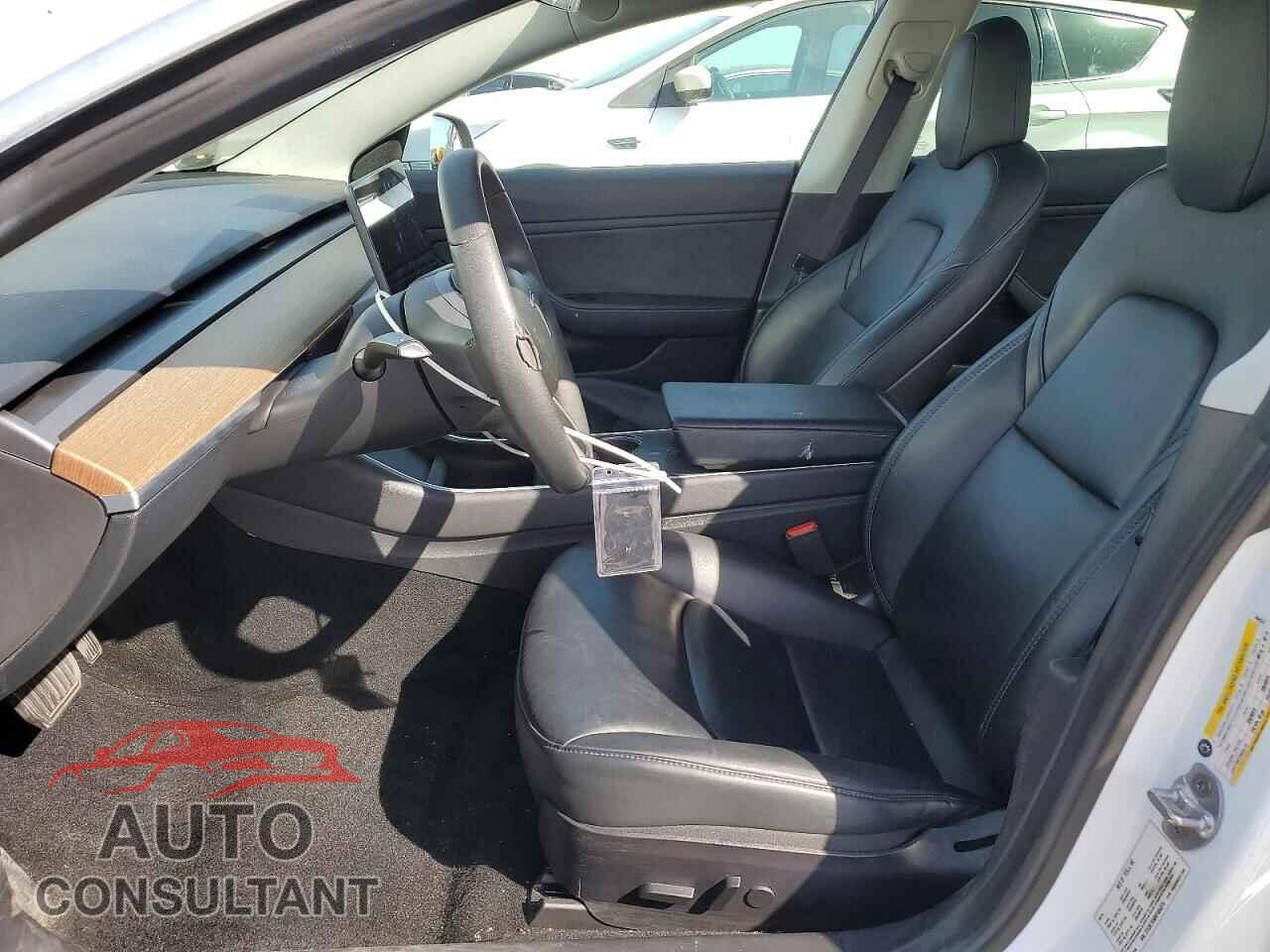 TESLA MODEL 3 2019 - 5YJ3E1EA0KF484374