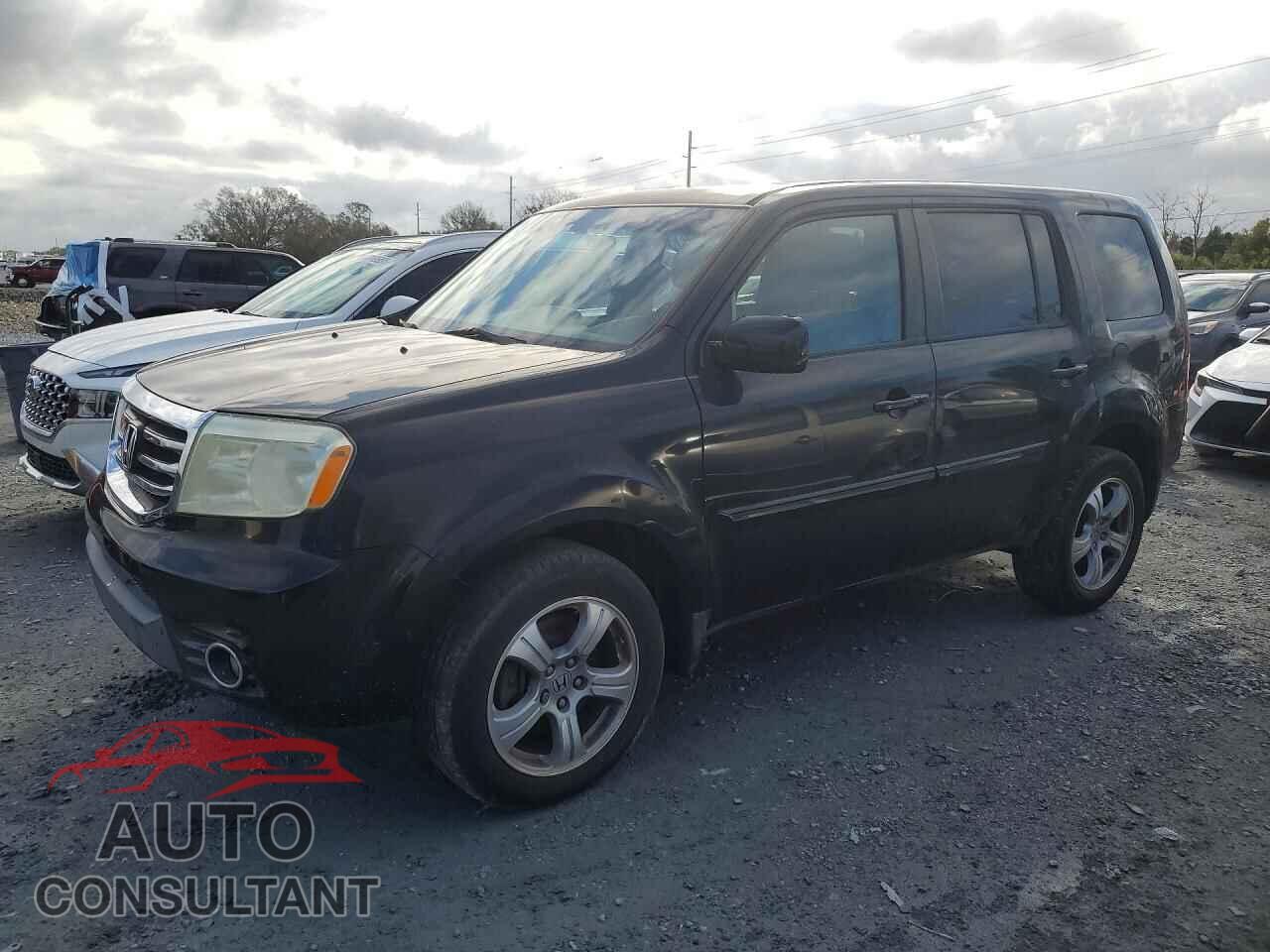 HONDA PILOT 2013 - 5FNYF3H57DB041817