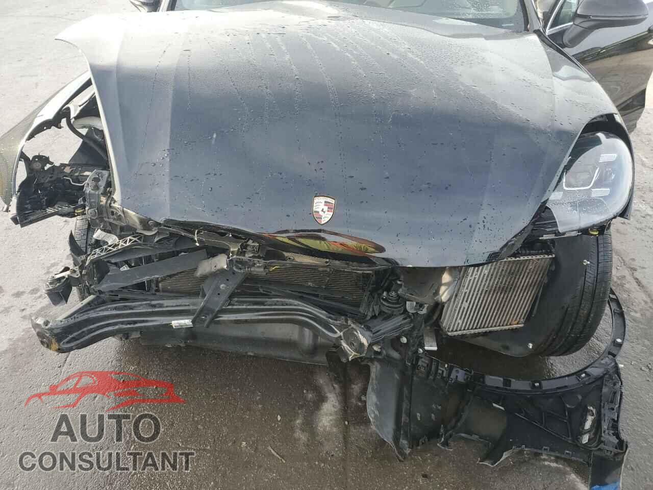 PORSCHE CAYENNE 2016 - WP1AF2A27GKA42824
