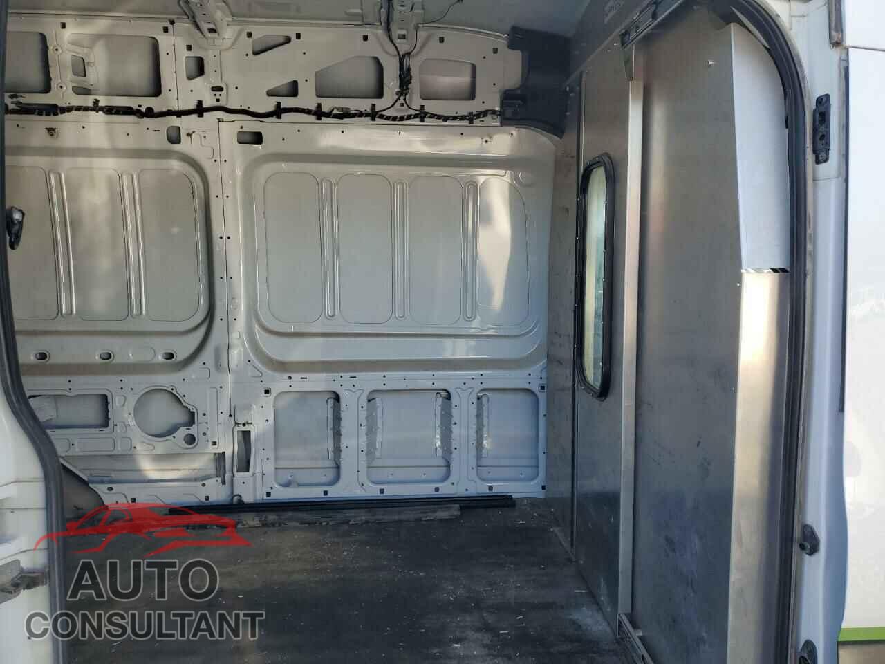 FORD TRANSIT 2019 - 1FTBW3XG2KKA46402