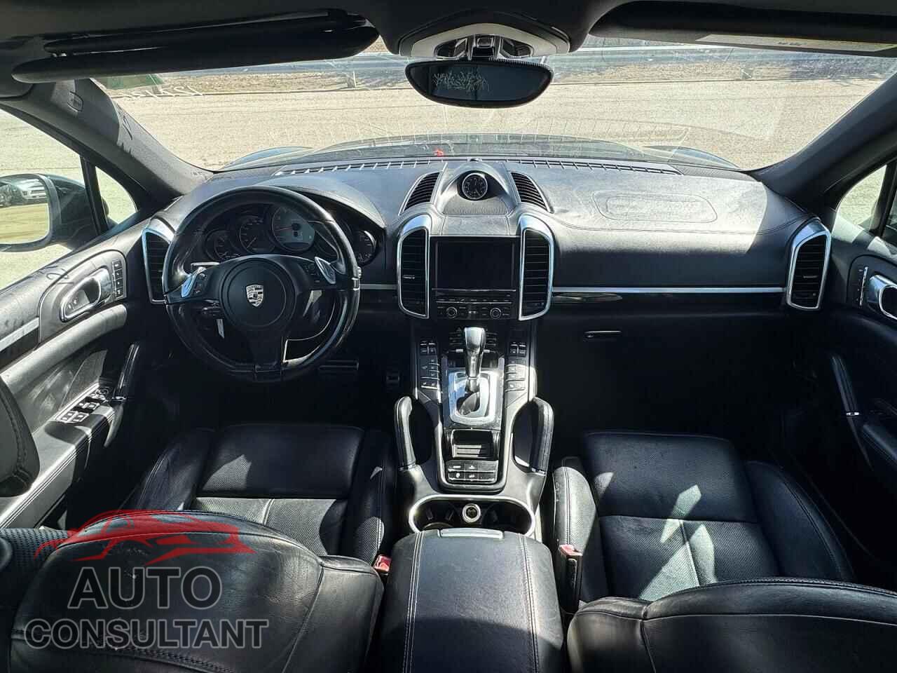 PORSCHE CAYENNE 2013 - WP1AE2A2XDLA15710