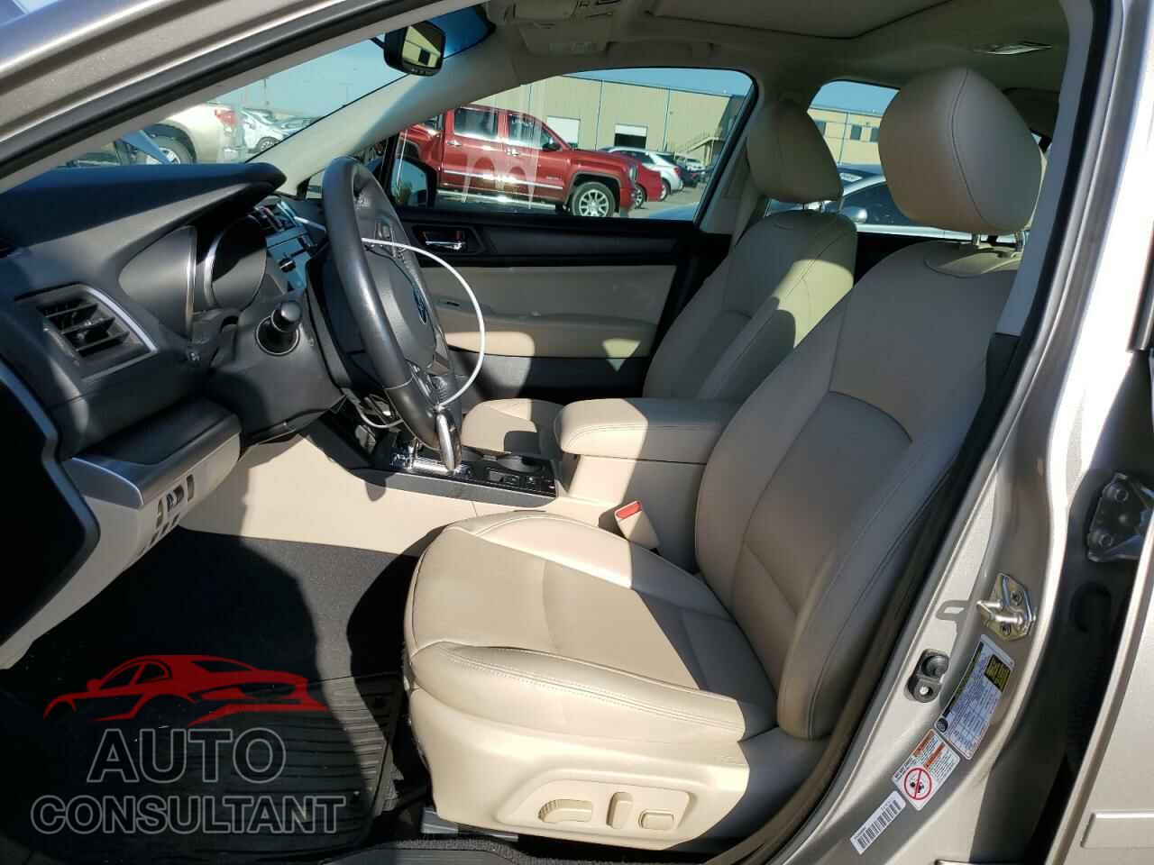 SUBARU LEGACY 2017 - 4S3BNEK69H3003109