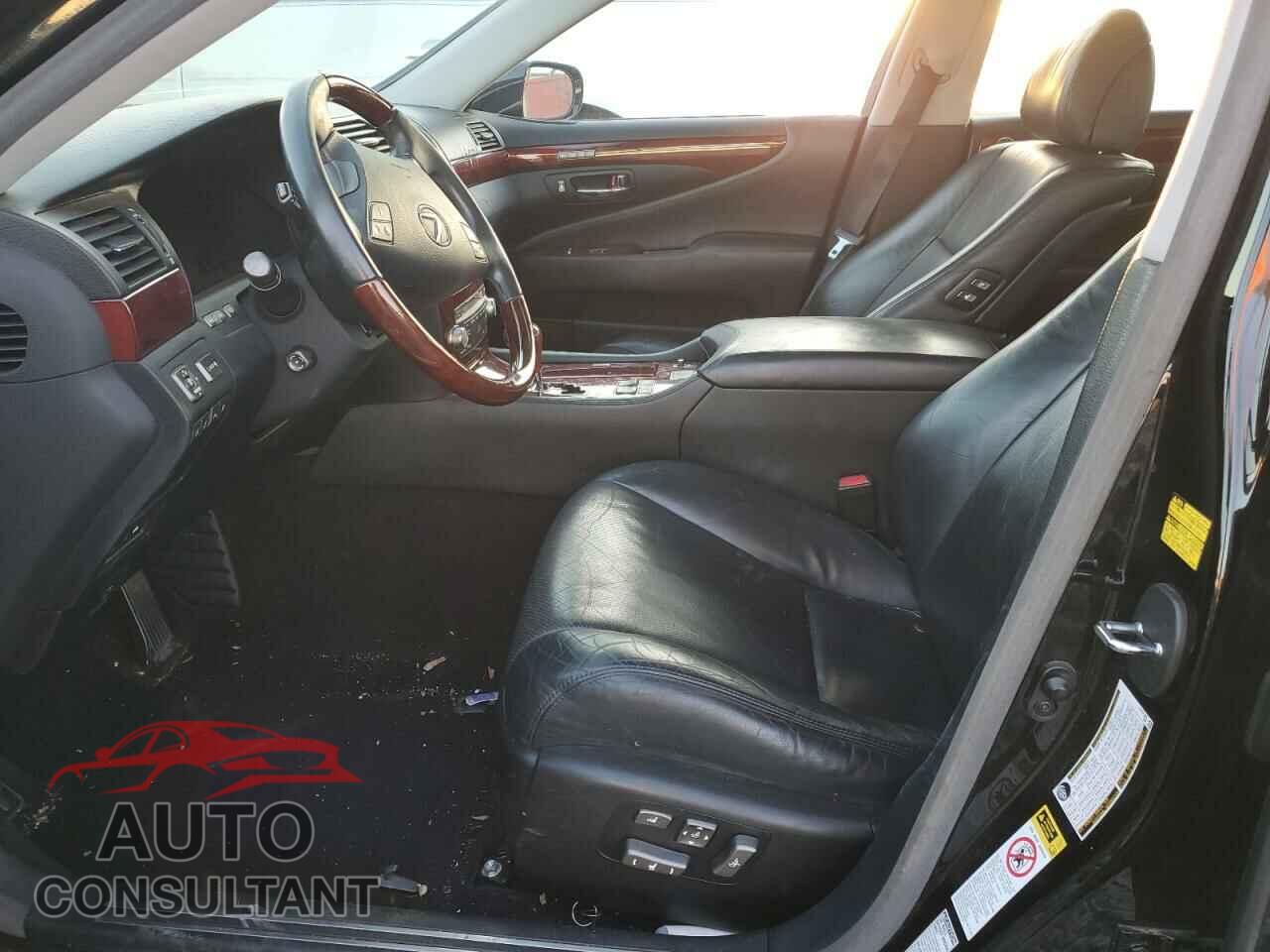 LEXUS LS460 2010 - JTHCL5EF5A5005812