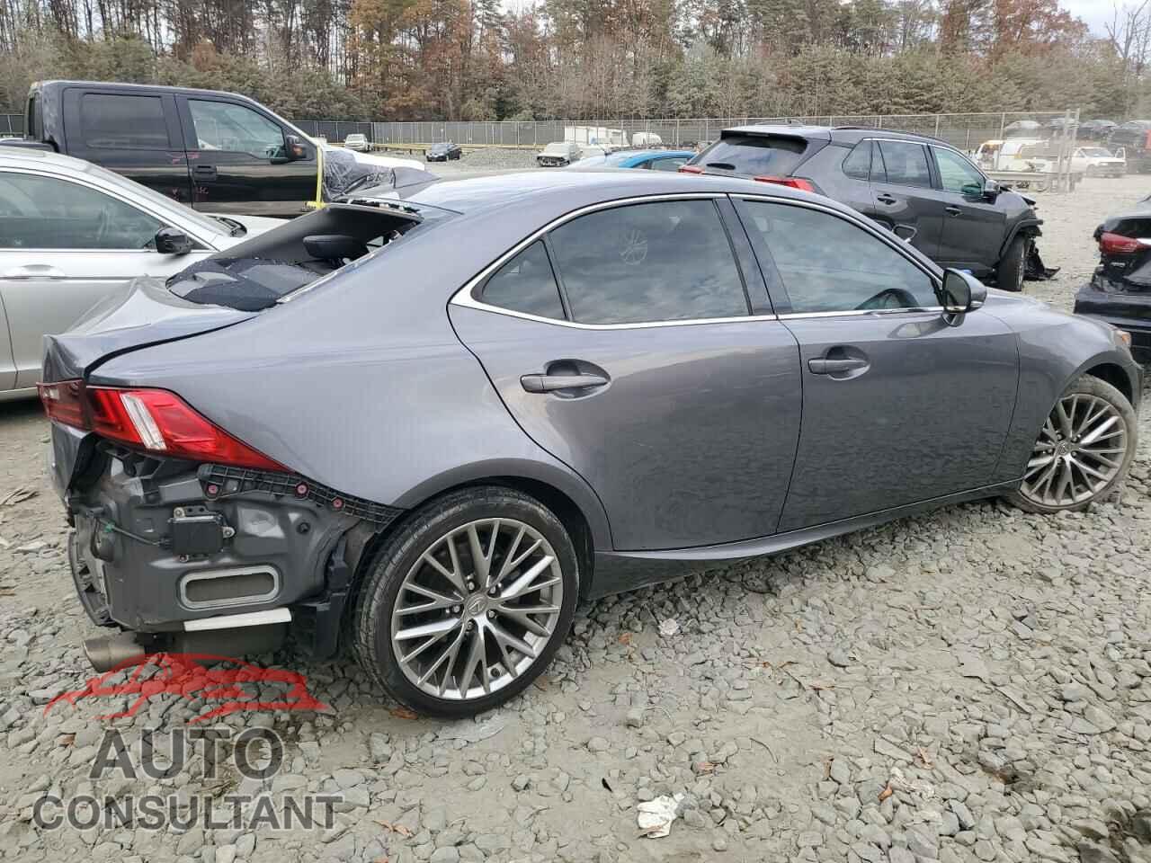 LEXUS IS 2015 - JTHCF1D26F5029011