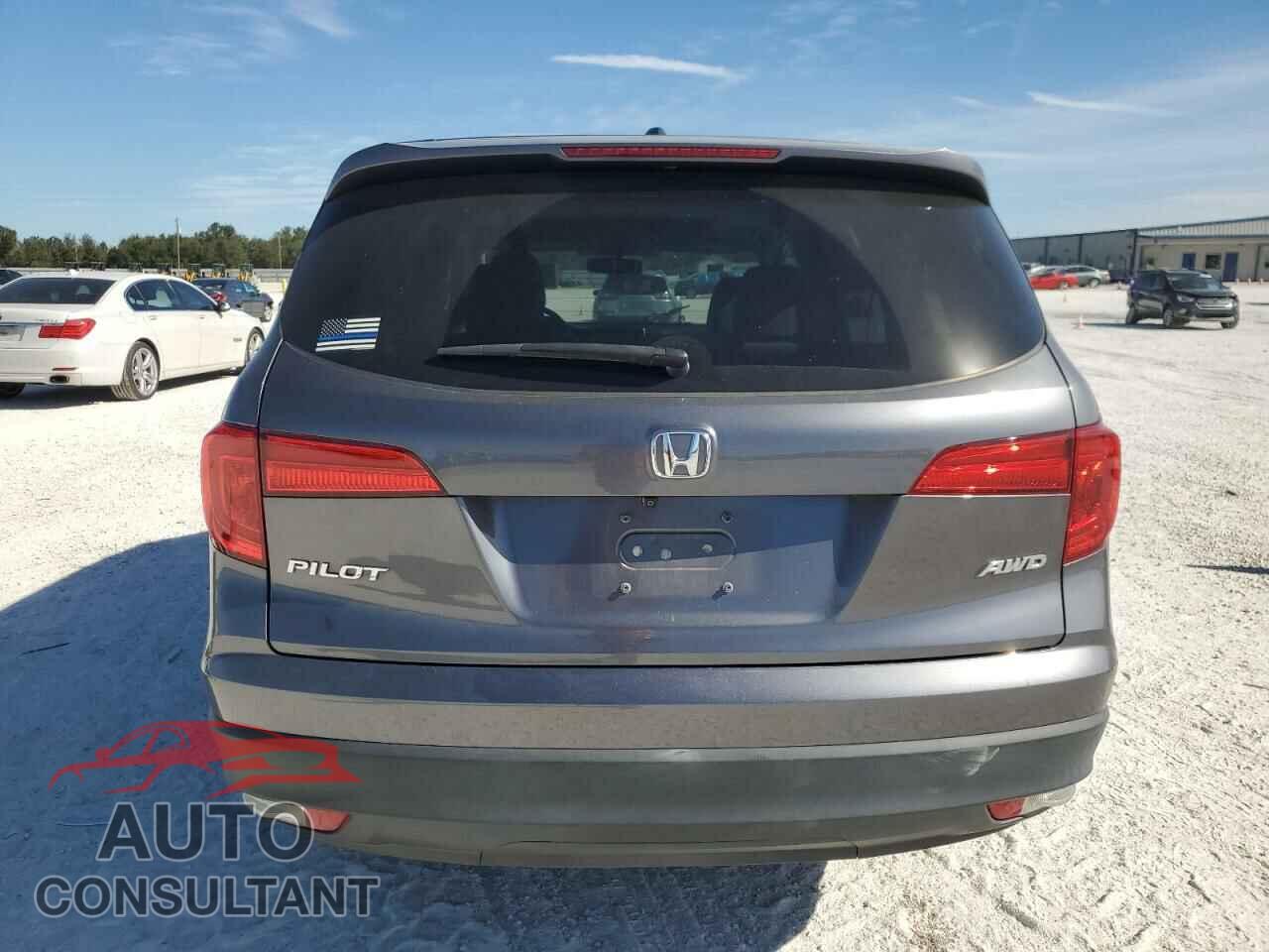 HONDA PILOT 2017 - 5FNYF6H55HB011643