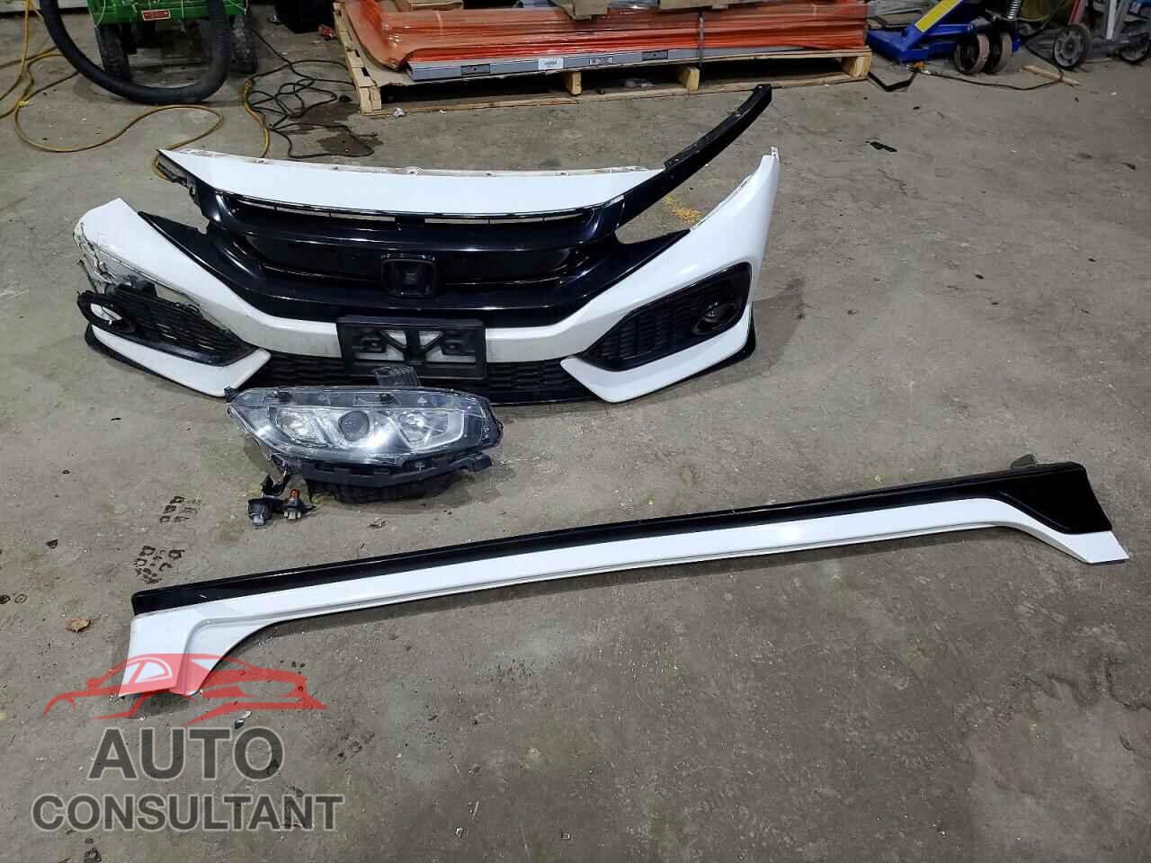HONDA CIVIC 2017 - SHHFK7H40HU408952